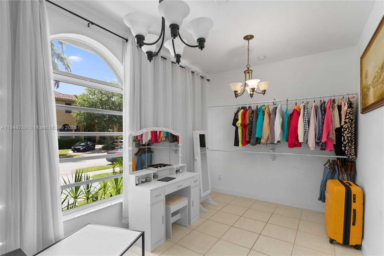 Small Image of 1623 MAYO ST, Hollywood Number 30
