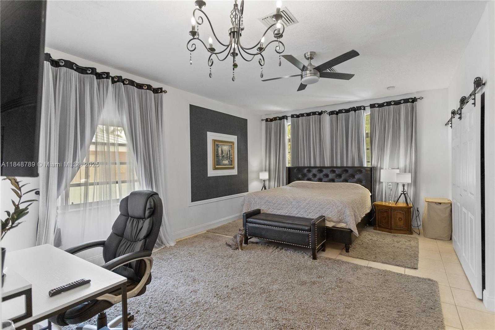Small Image of 1623 MAYO ST, Hollywood Number 33