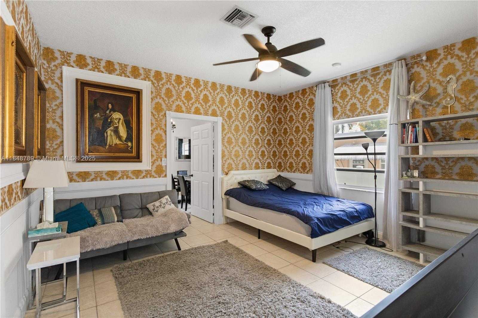 Small Image of 1623 MAYO ST, Hollywood Number 39