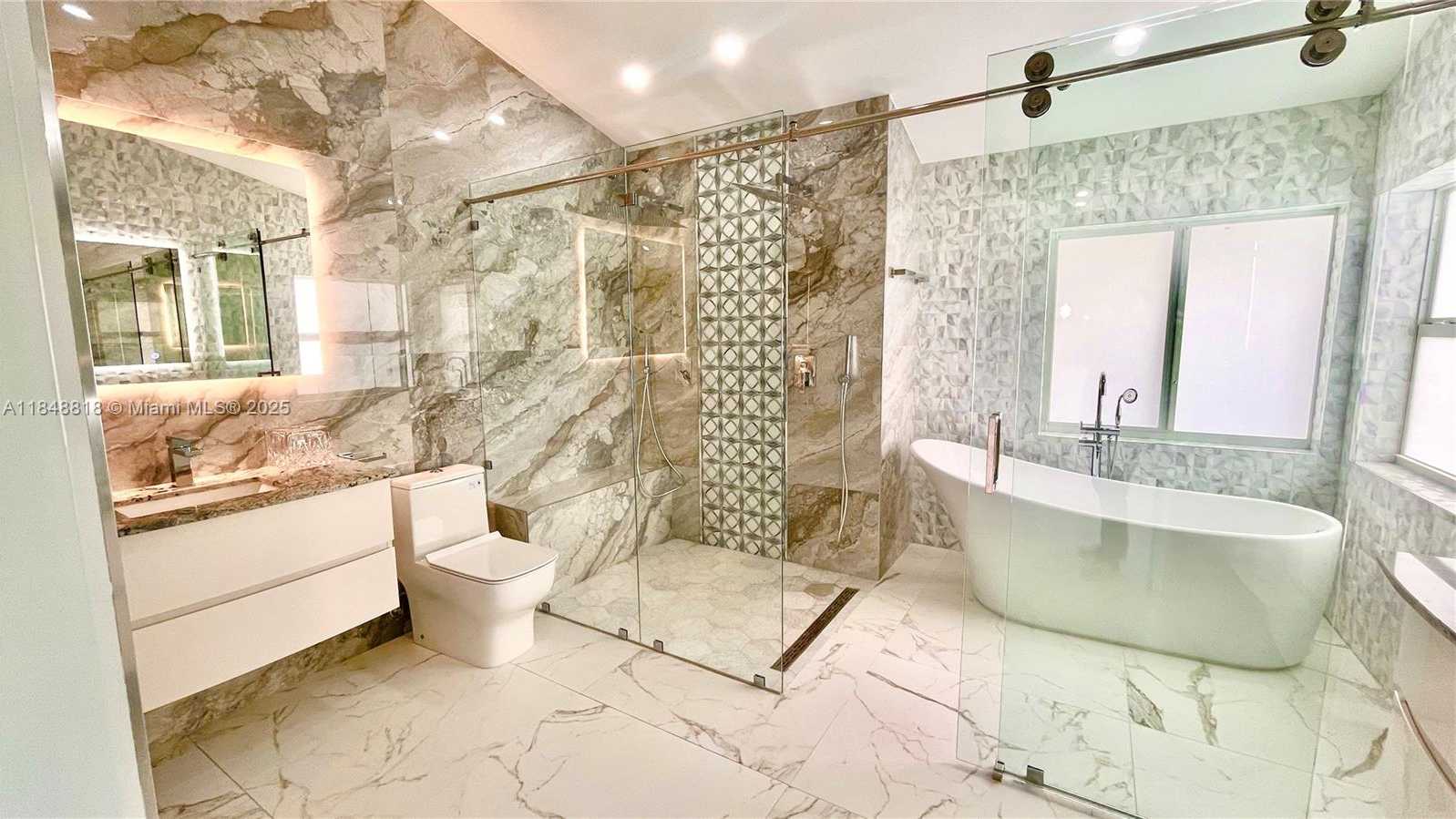 Small Image of 212 SOUTH WEST 179TH AVE, Pembroke Pines Number 25