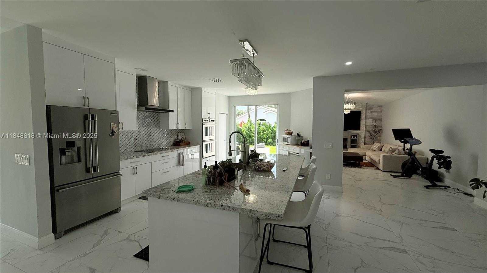 Small Image of 212 SOUTH WEST 179TH AVE, Pembroke Pines Number 7