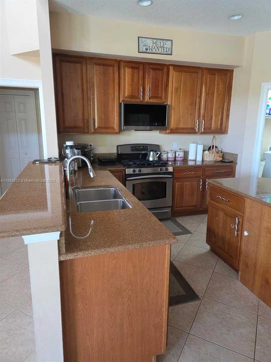 Small Image of 4017 WEST HAMILTON KY, West Palm Beach Number 6