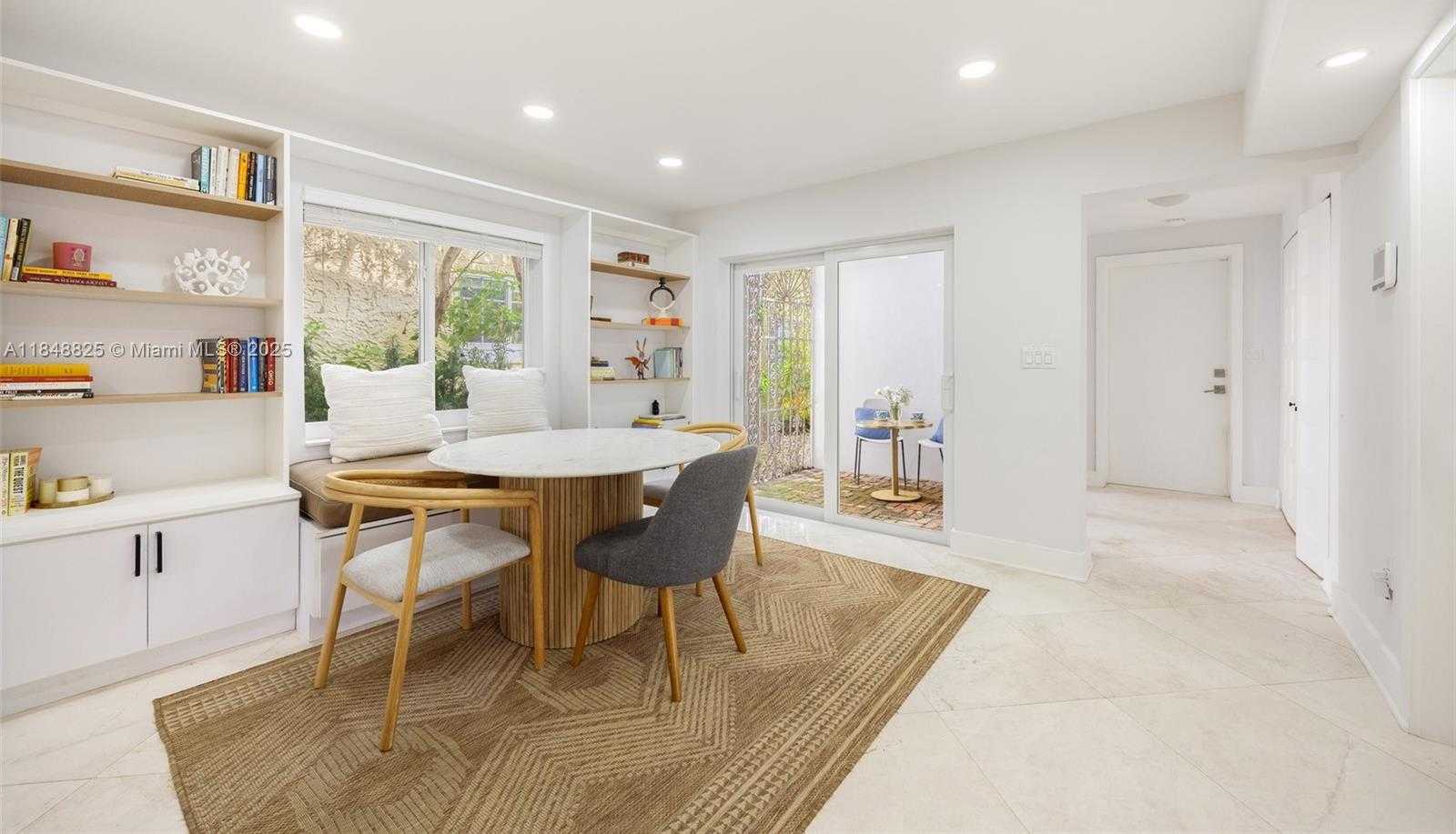 Small Image of 1208 MARIANA AVE, Coral Gables Number 13