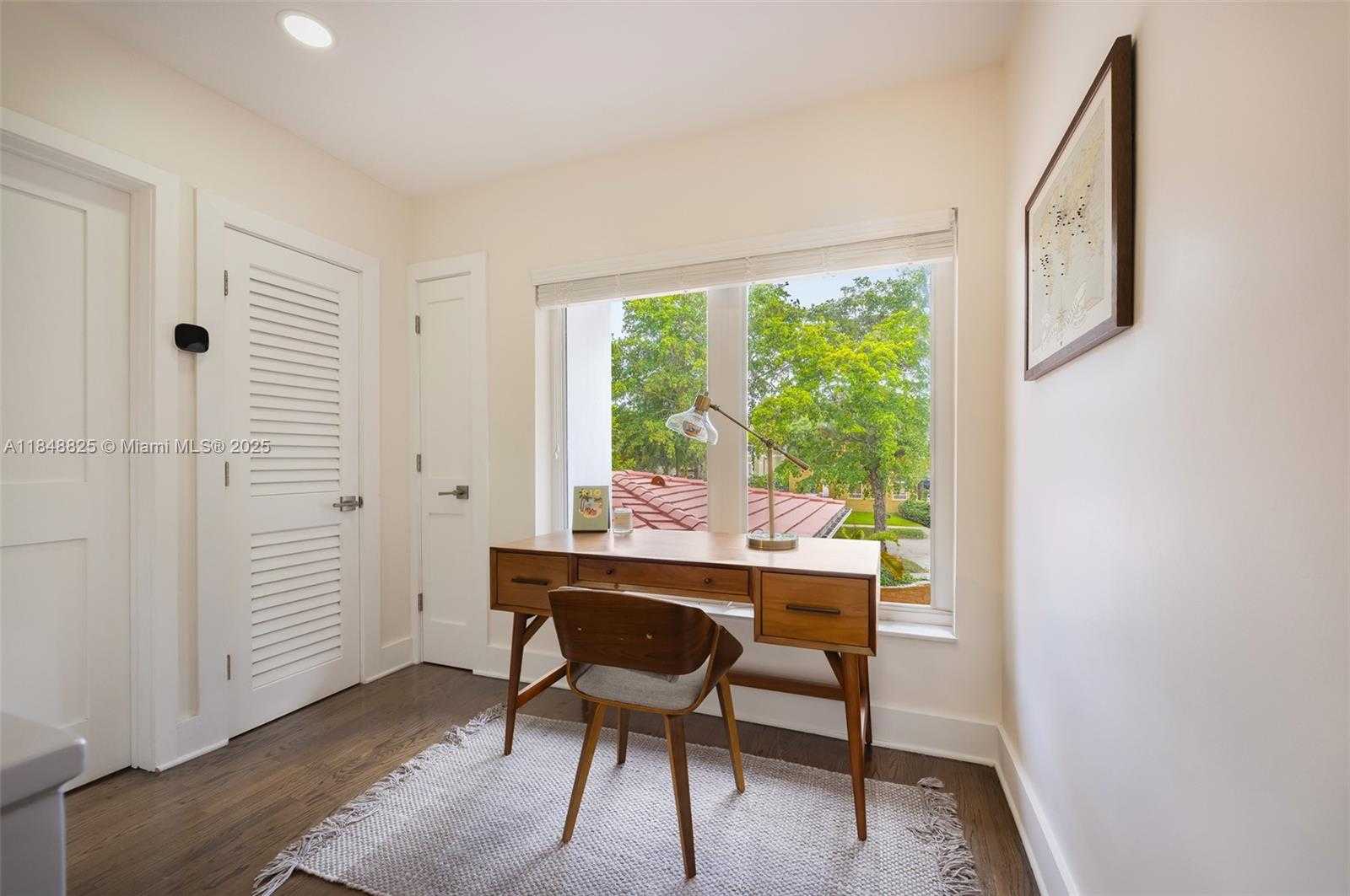 Small Image of 1208 MARIANA AVE, Coral Gables Number 15