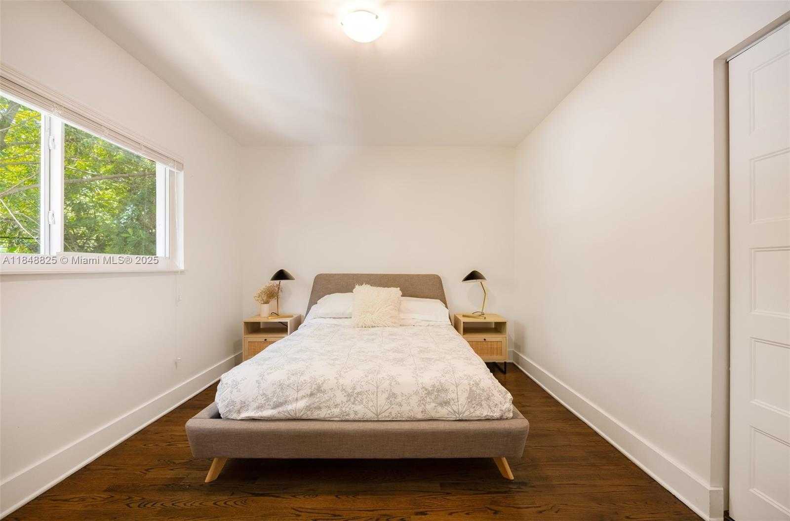 Small Image of 1208 MARIANA AVE, Coral Gables Number 18