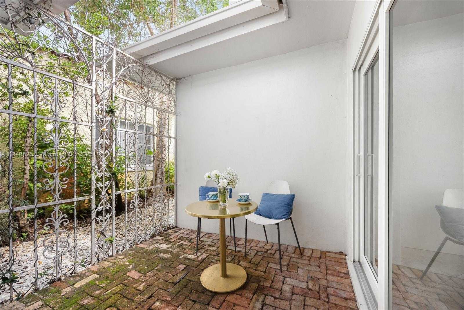 Small Image of 1208 MARIANA AVE, Coral Gables Number 23