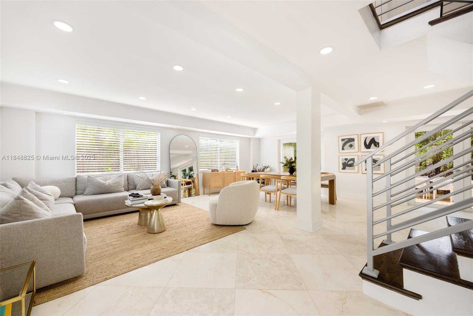Small Image of 1208 MARIANA AVE, Coral Gables Number 4