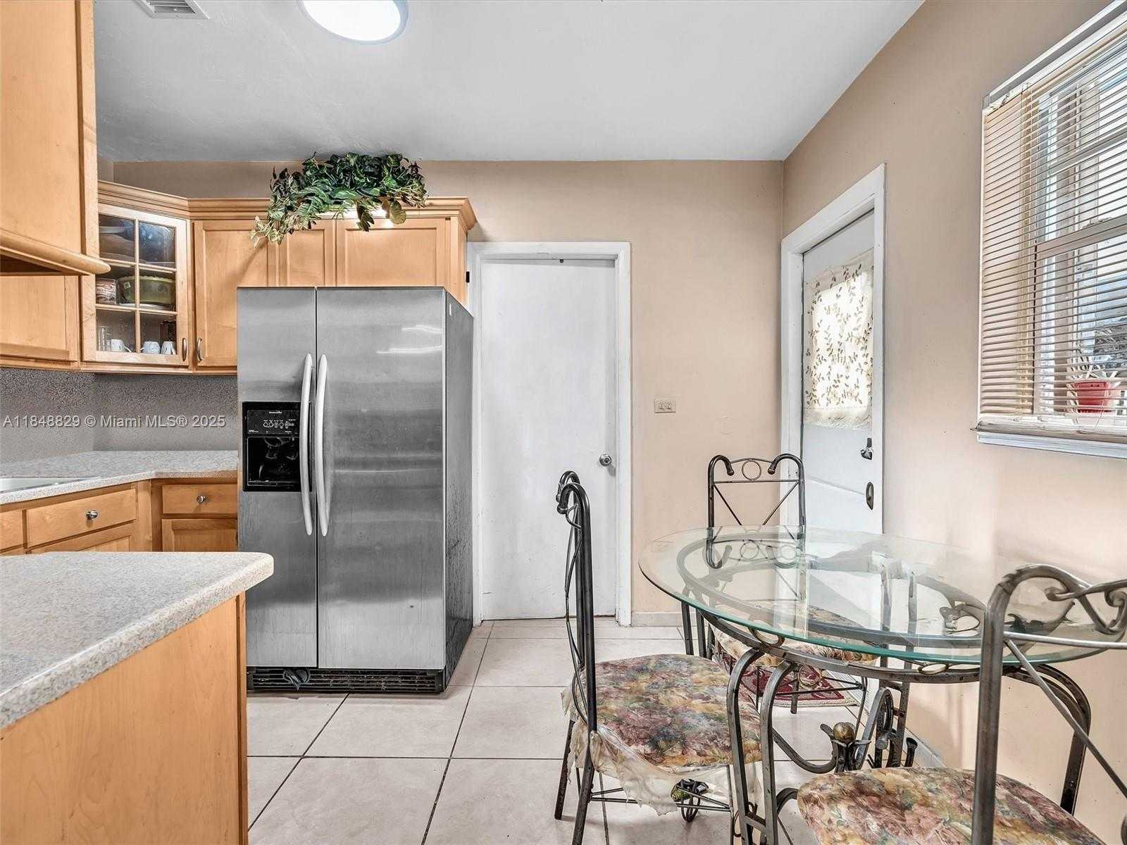 Small Image of 17175 NORTH EAST 21ST AVE, North Miami Beach Number 15