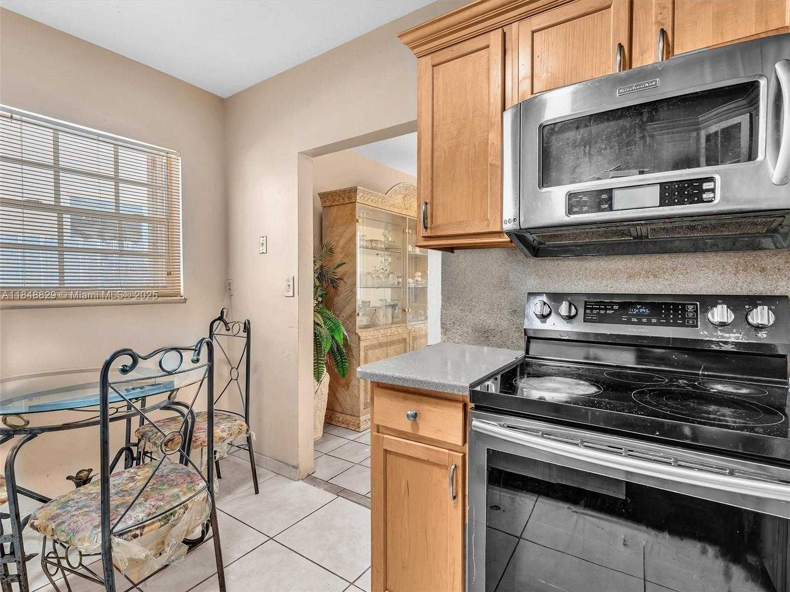 Small Image of 17175 NORTH EAST 21ST AVE, North Miami Beach Number 18