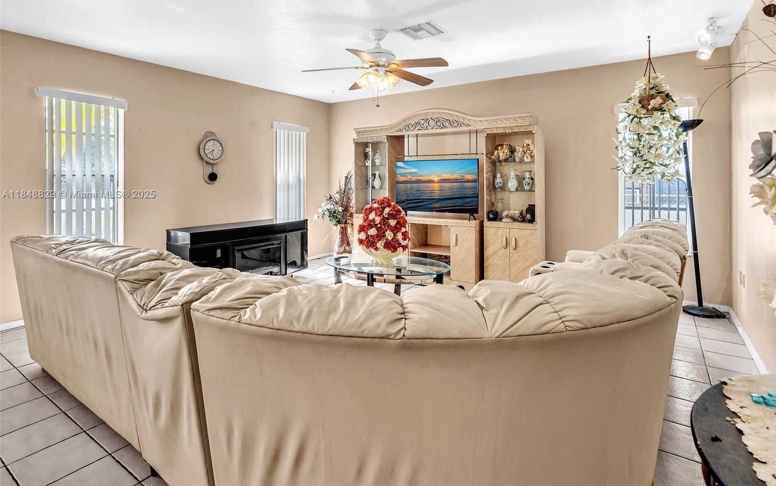 Small Image of 17175 NORTH EAST 21ST AVE, North Miami Beach Number 21
