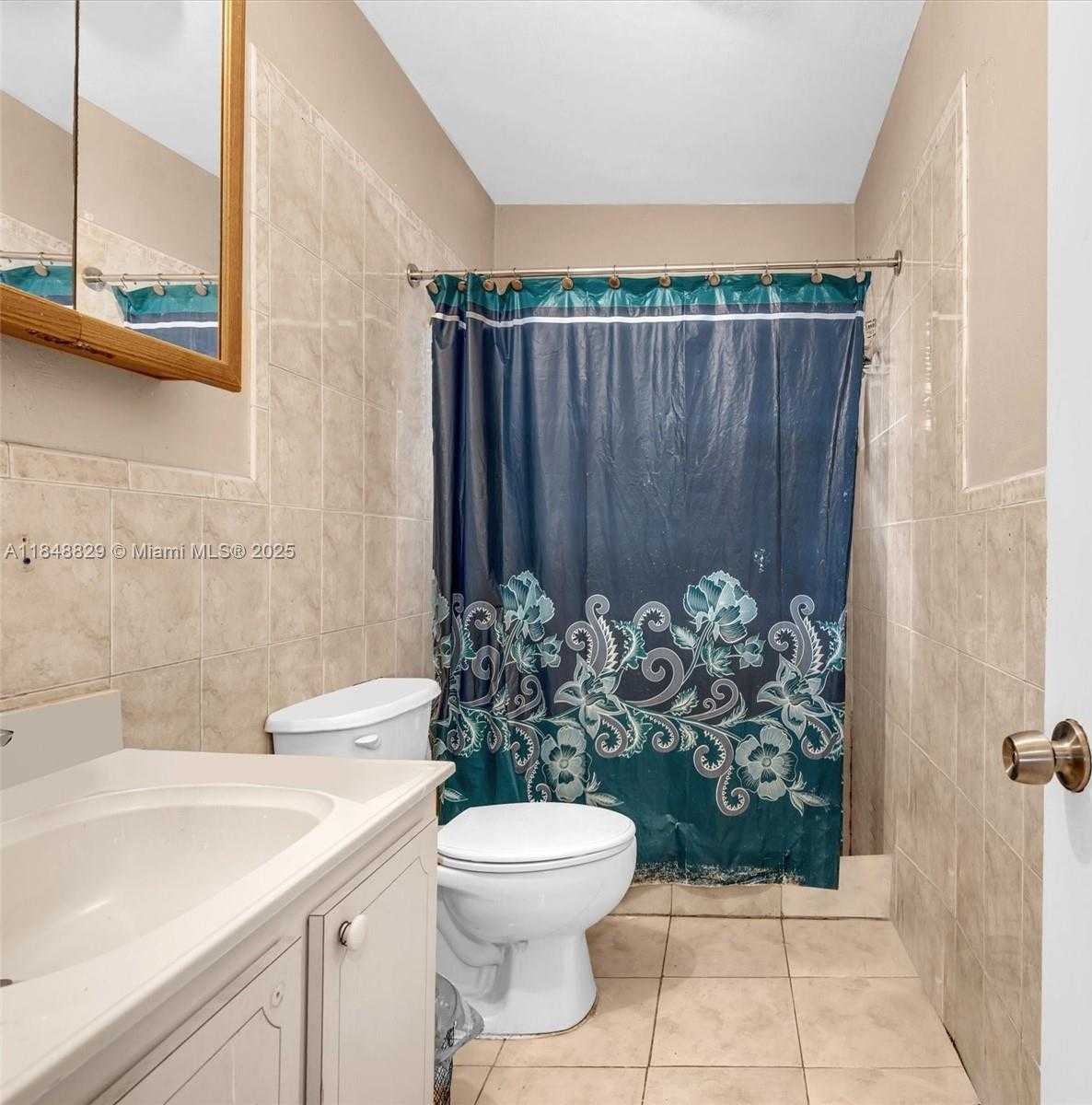 Small Image of 17175 NORTH EAST 21ST AVE, North Miami Beach Number 24