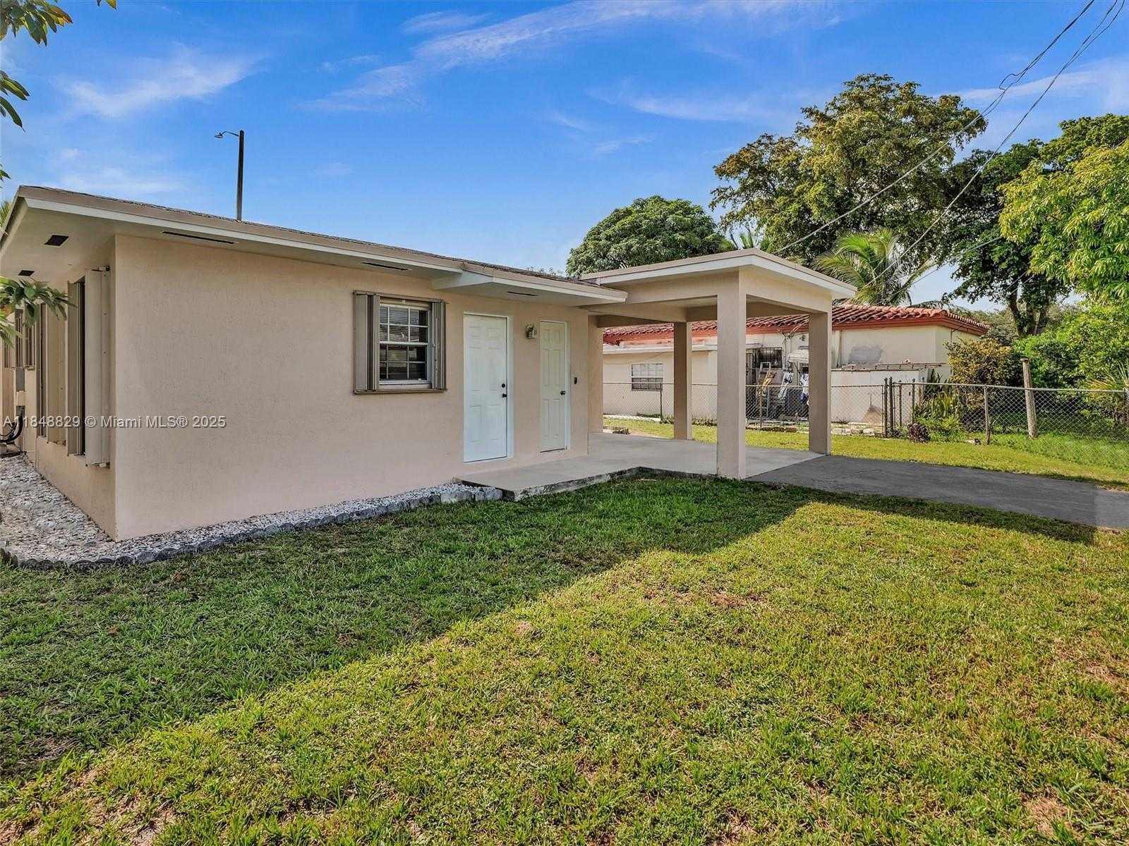 Small Image of 17175 NORTH EAST 21ST AVE, North Miami Beach Number 35