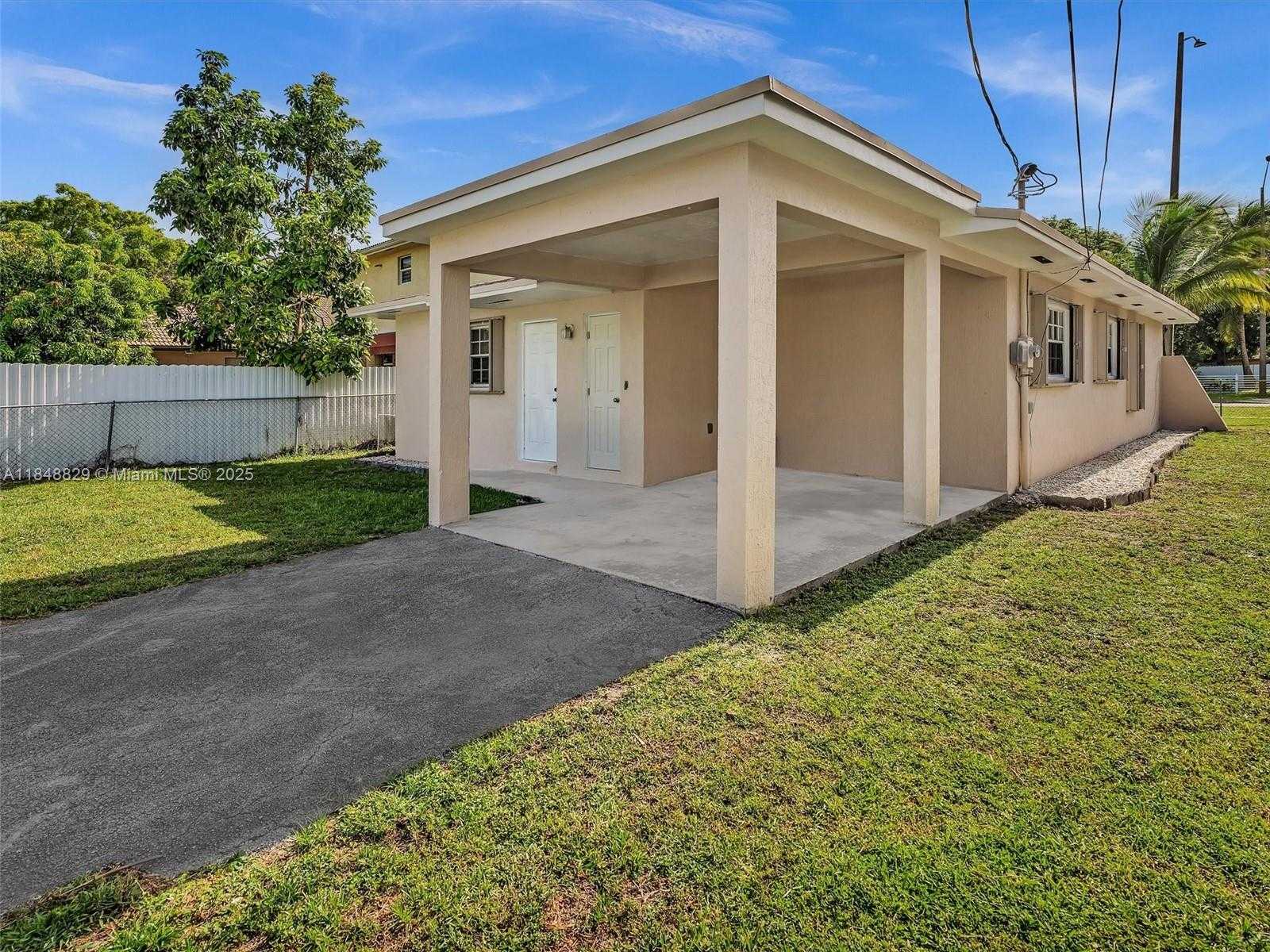 Small Image of 17175 NORTH EAST 21ST AVE, North Miami Beach Number 39
