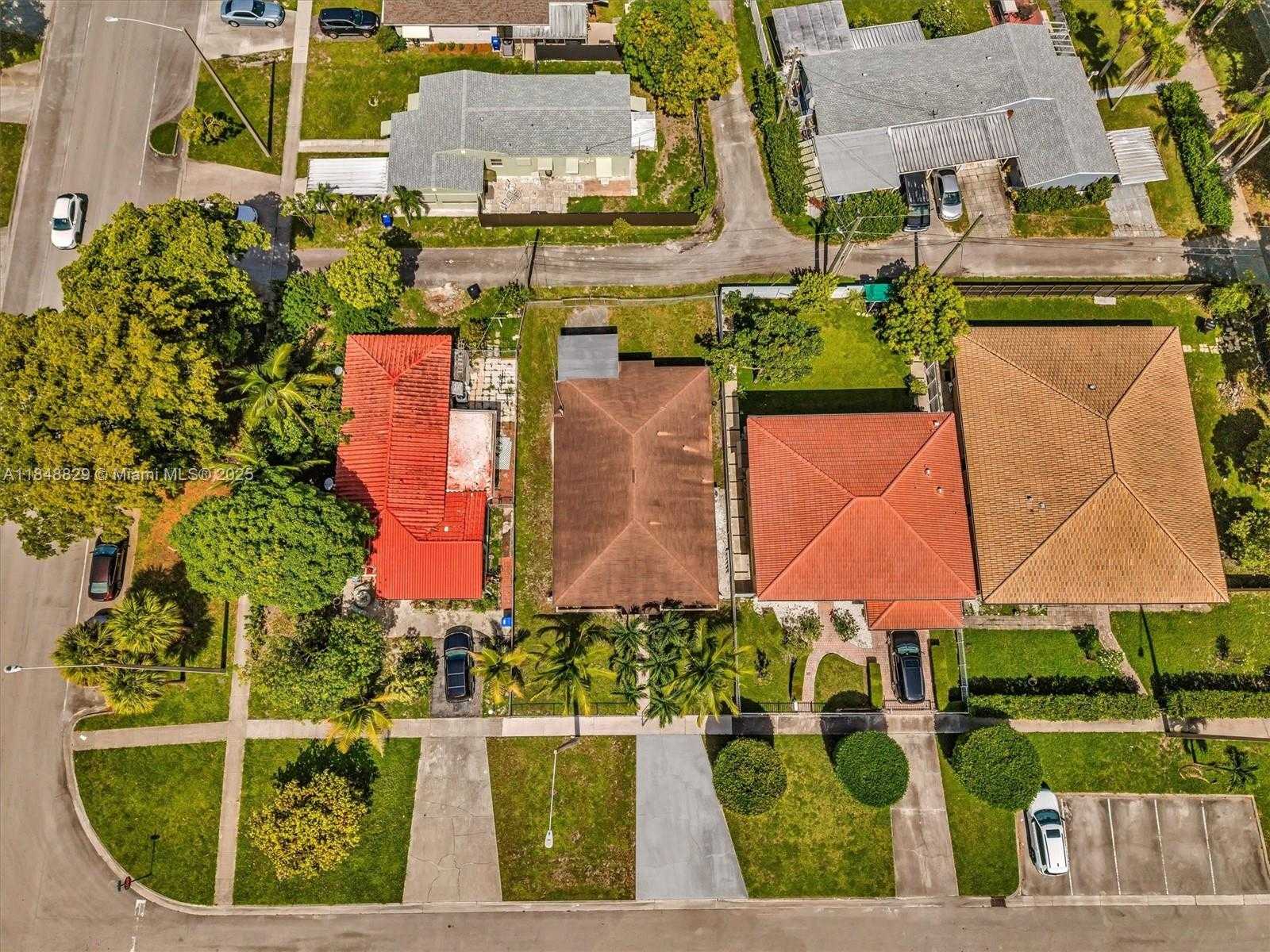 Small Image of 17175 NORTH EAST 21ST AVE, North Miami Beach Number 45