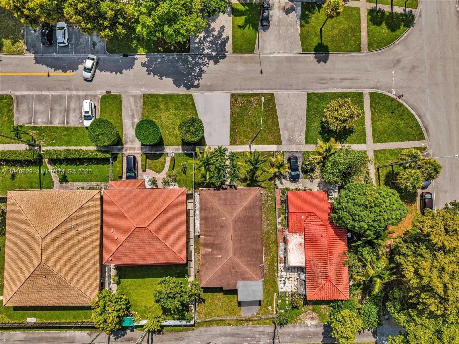 Small Image of 17175 NORTH EAST 21ST AVE, North Miami Beach Number 46