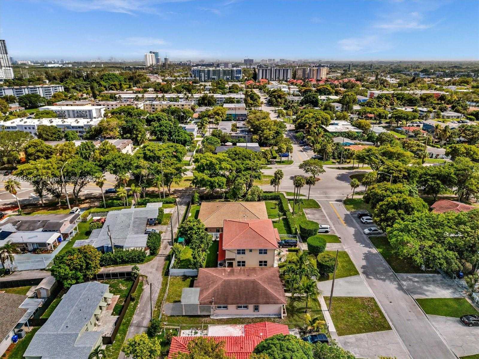 Small Image of 17175 NORTH EAST 21ST AVE, North Miami Beach Number 49
