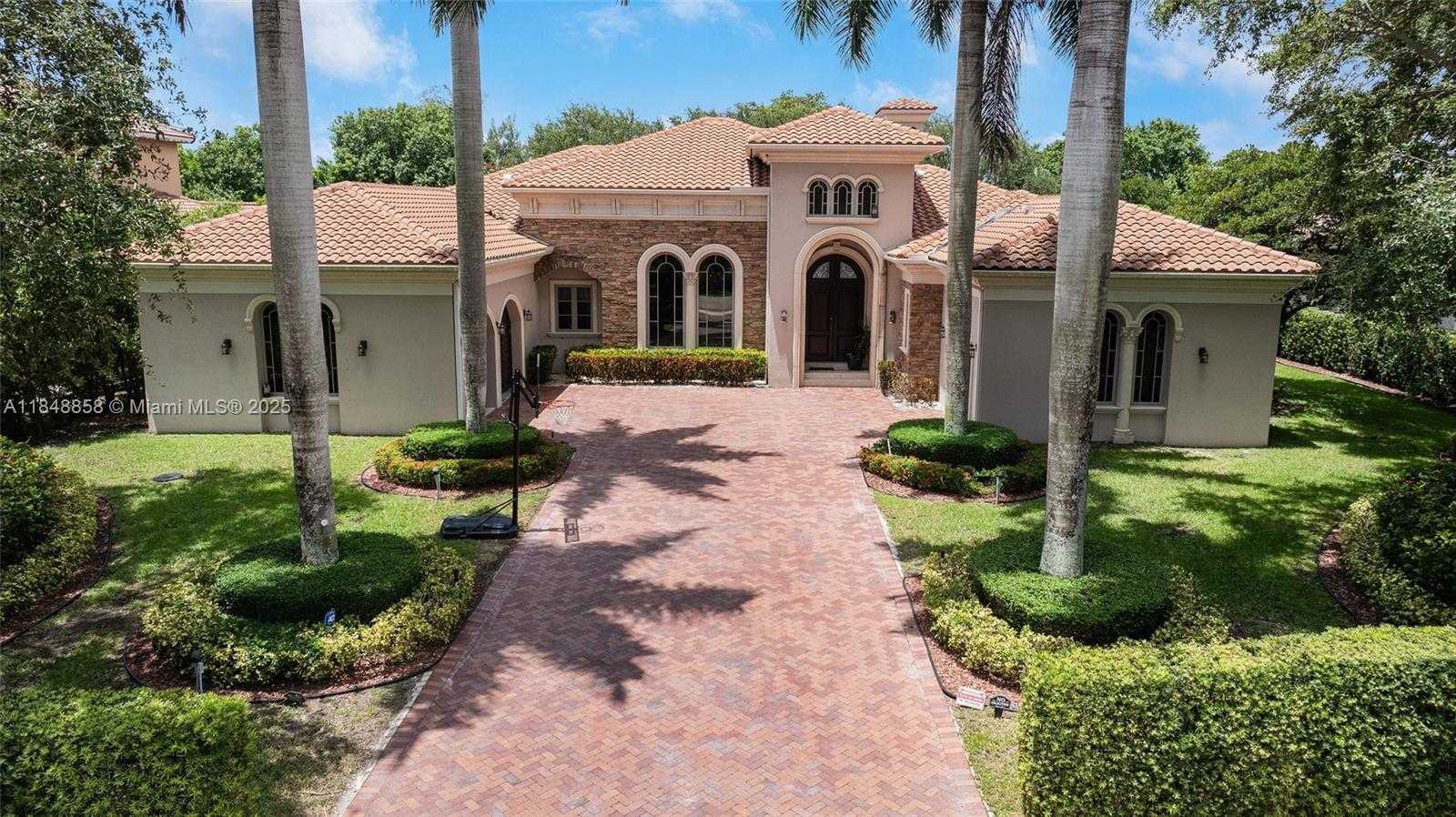 Small Image of 741 RANCH RD, Weston Number 30