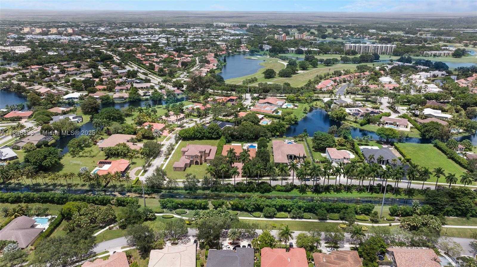 Small Image of 741 RANCH RD, Weston Number 32