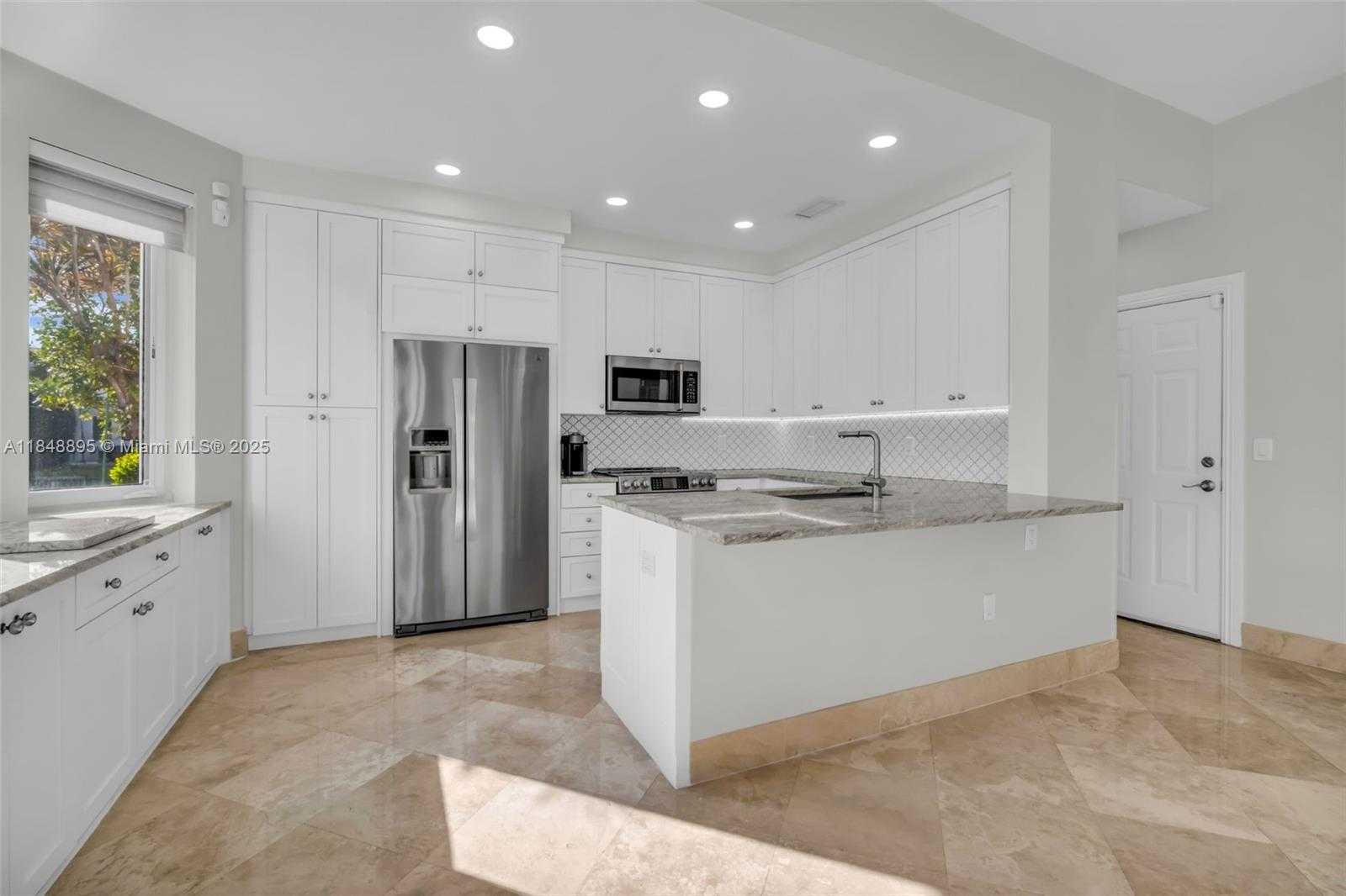 Small Image of 3156 NORTH EAST 212TH TER, Aventura Number 12