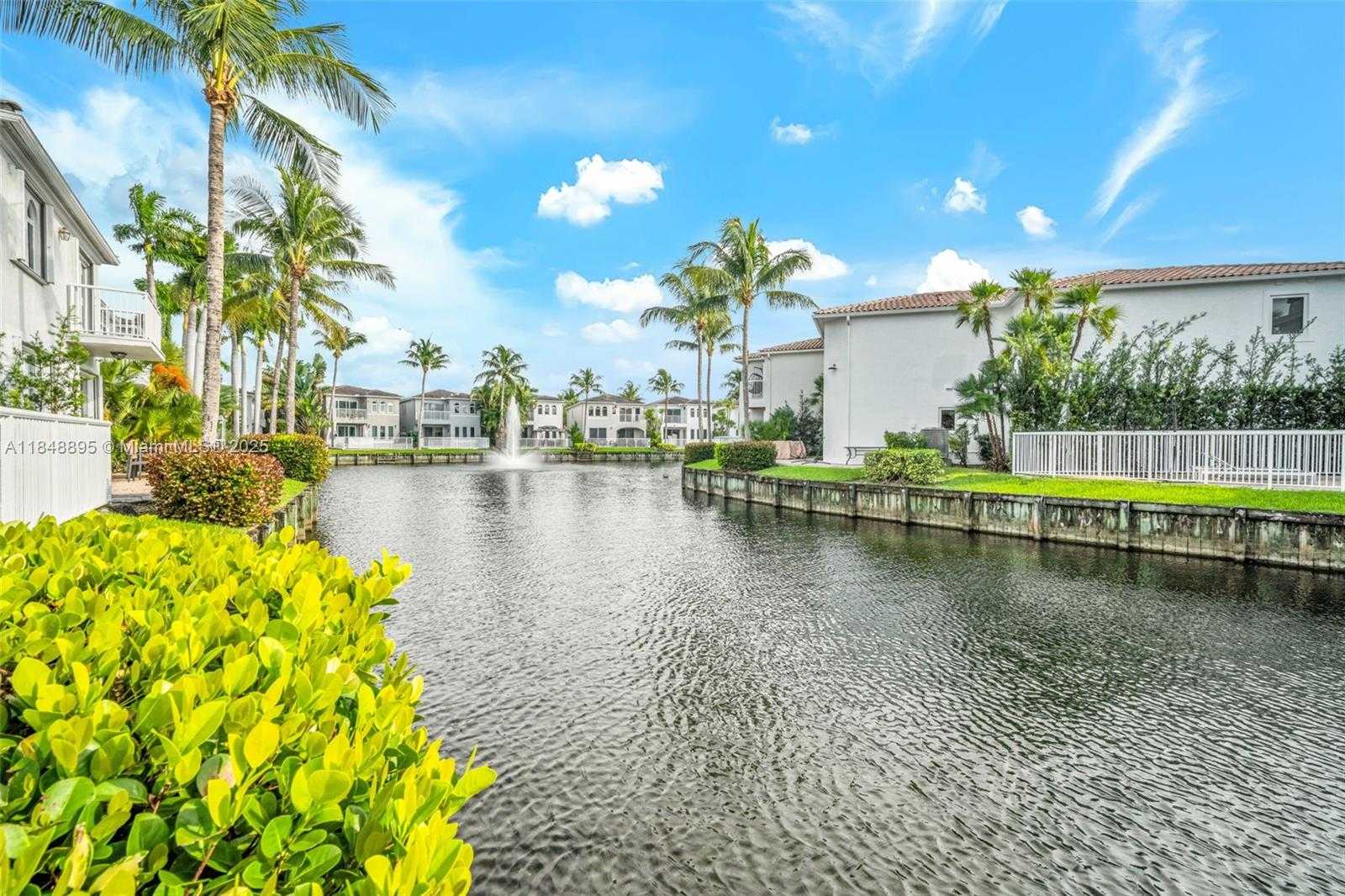 Small Image of 3156 NORTH EAST 212TH TER, Aventura Number 21