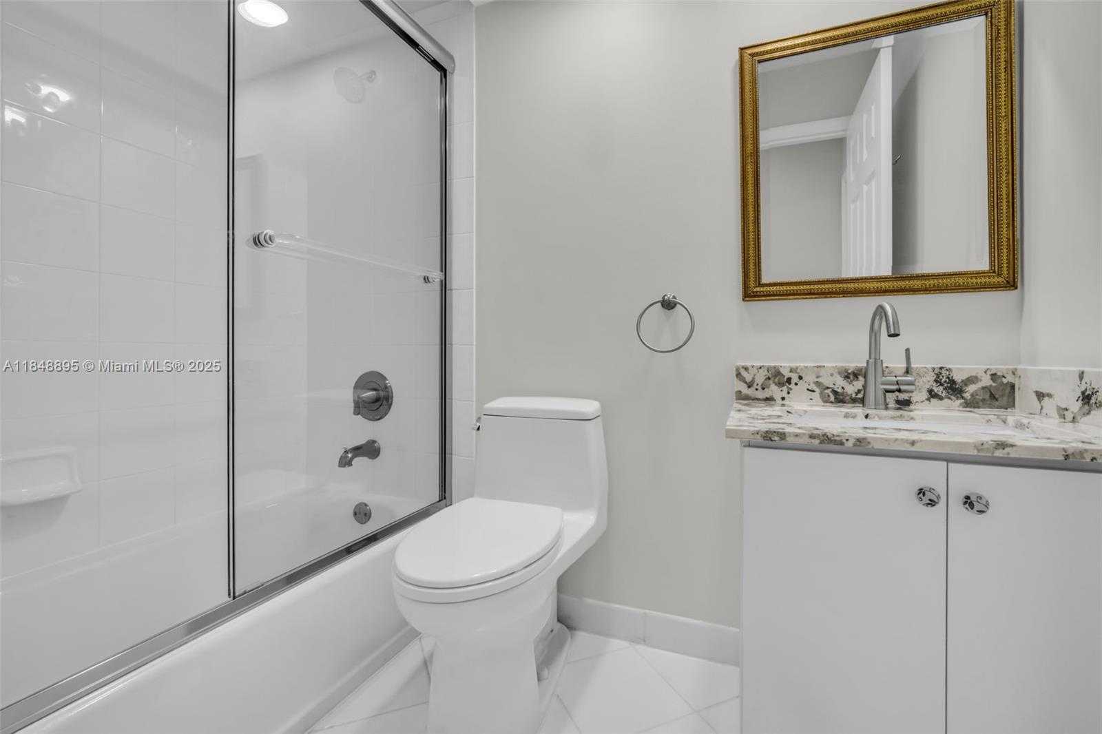 Small Image of 3156 NORTH EAST 212TH TER, Aventura Number 25