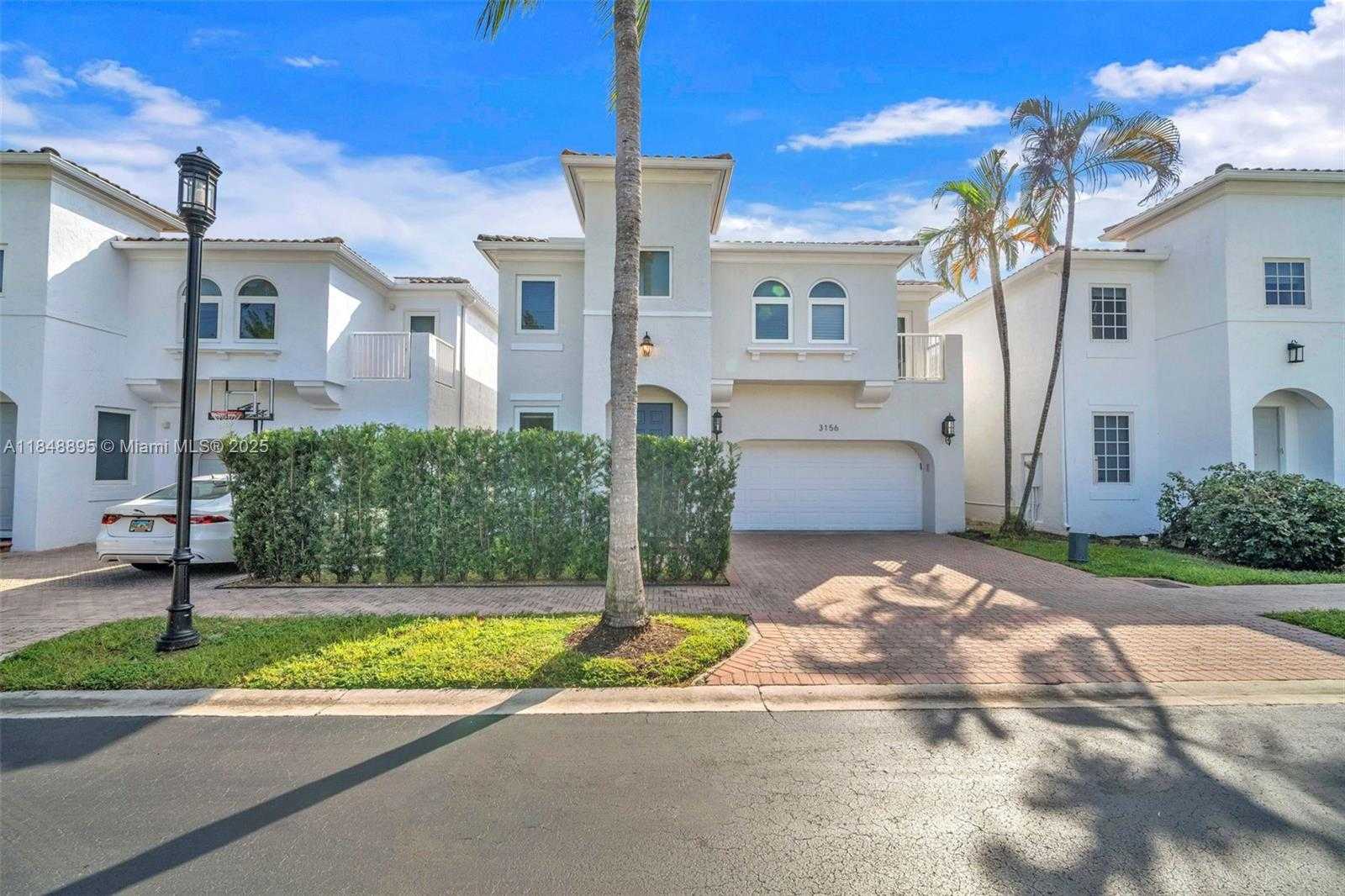 Small Image of 3156 NORTH EAST 212TH TER, Aventura Number 3