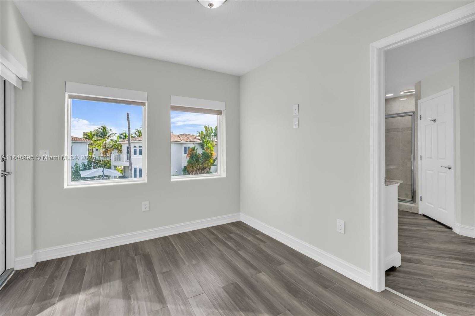 Small Image of 3156 NORTH EAST 212TH TER, Aventura Number 30