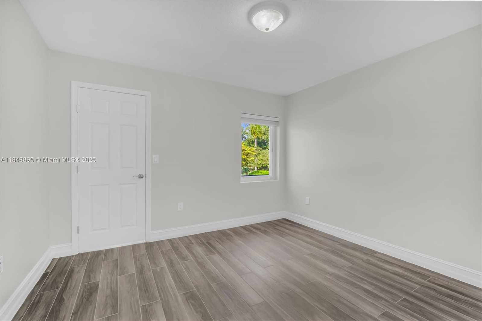 Small Image of 3156 NORTH EAST 212TH TER, Aventura Number 37