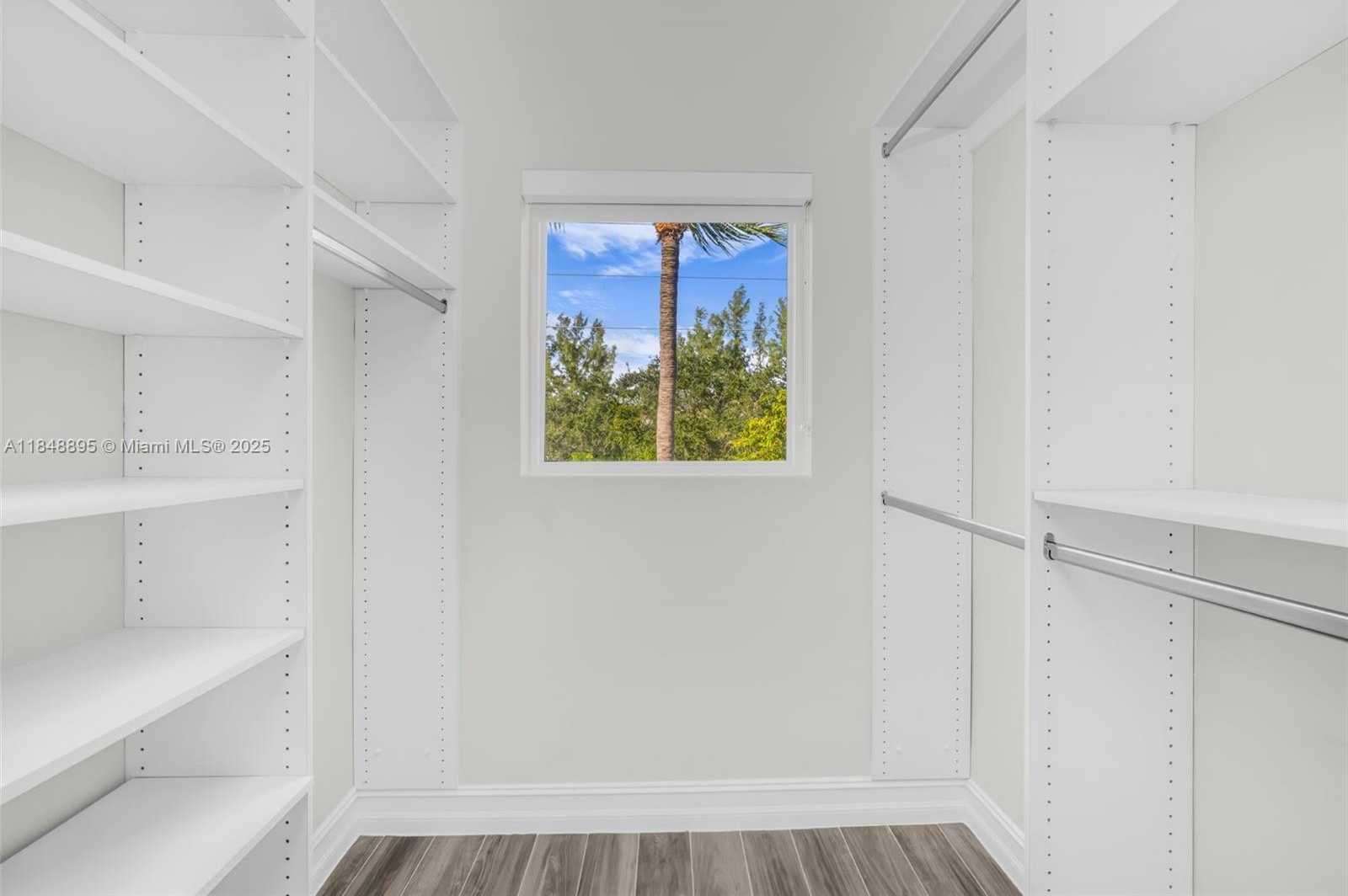 Small Image of 3156 NORTH EAST 212TH TER, Aventura Number 38