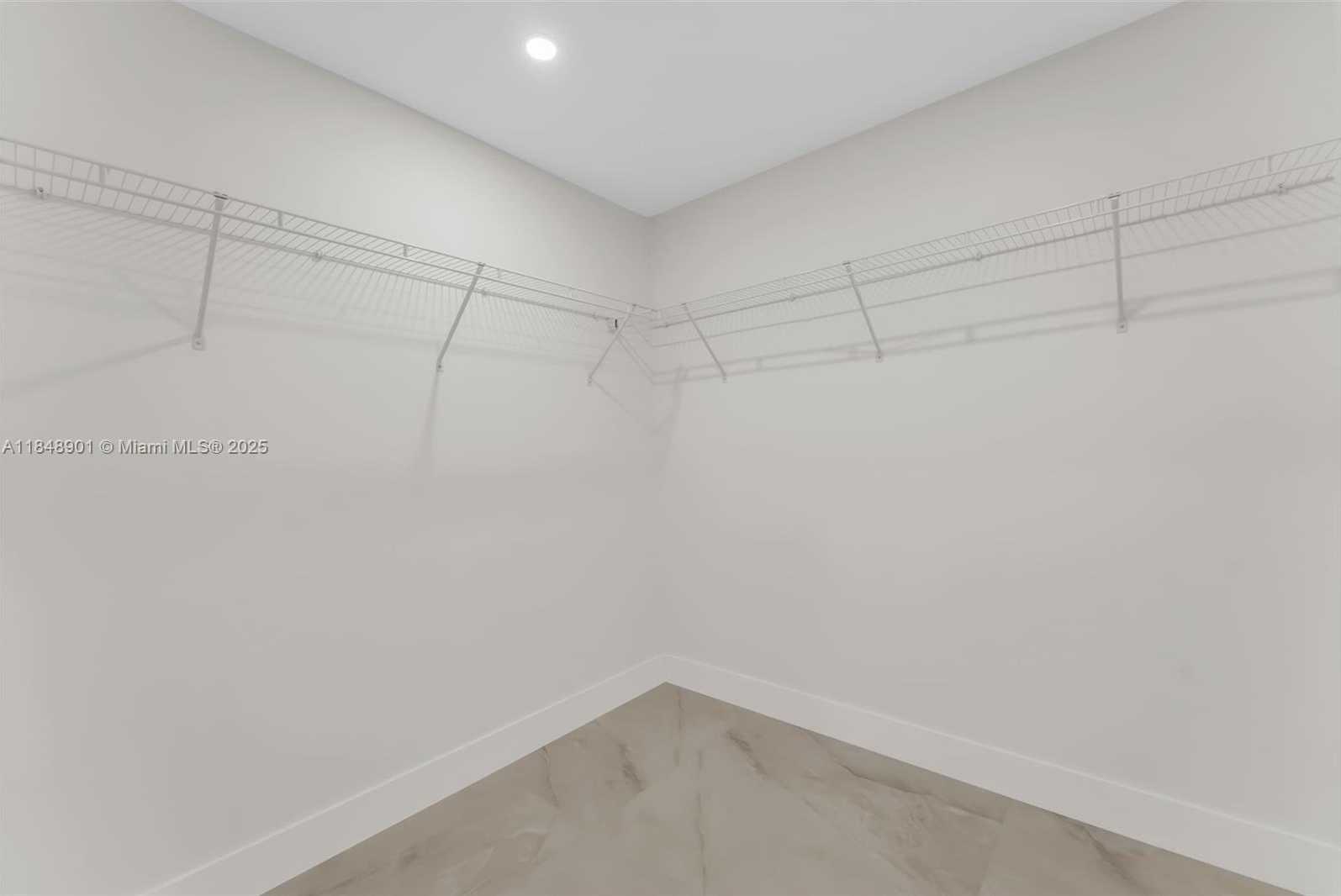 Small Image of 7993 WEST 18TH LN, Hialeah Number 21