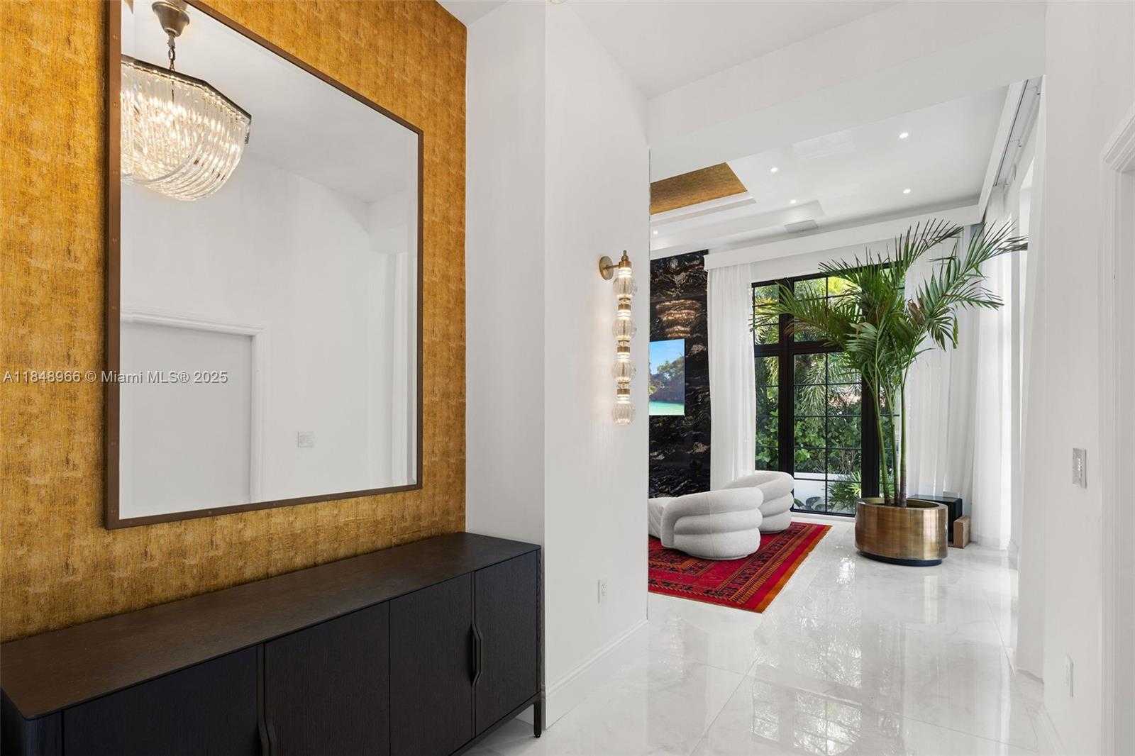 Small Image of 2321 NORTH BAY RD, Miami Beach Number 10