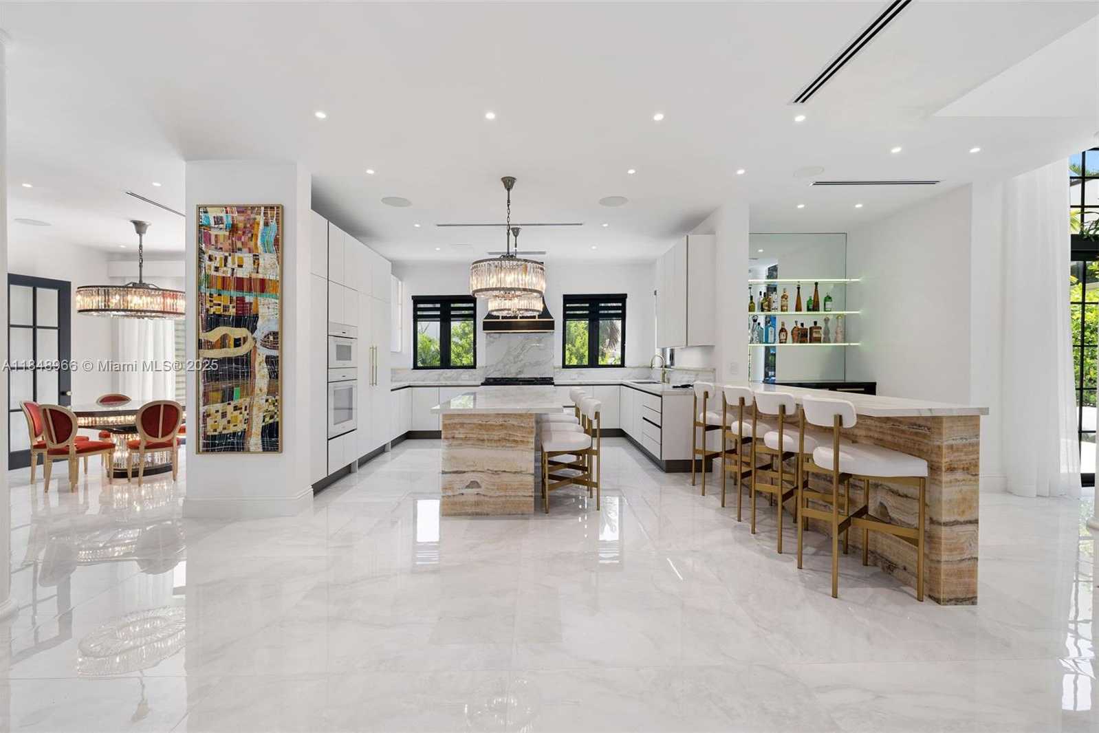 Small Image of 2321 NORTH BAY RD, Miami Beach Number 20