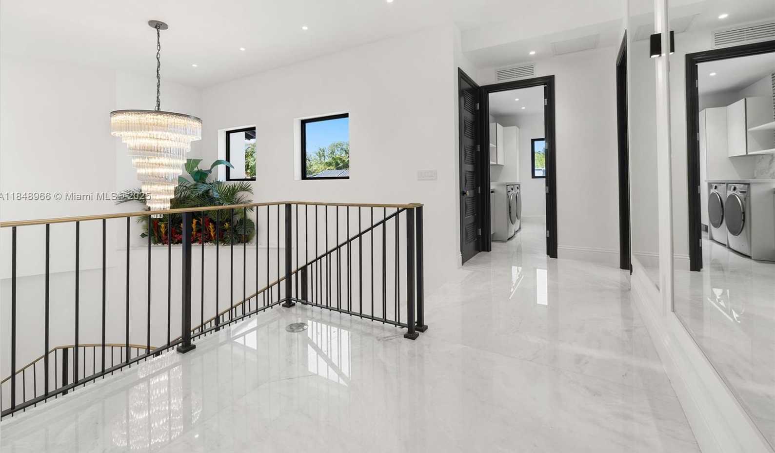 Small Image of 2321 NORTH BAY RD, Miami Beach Number 42