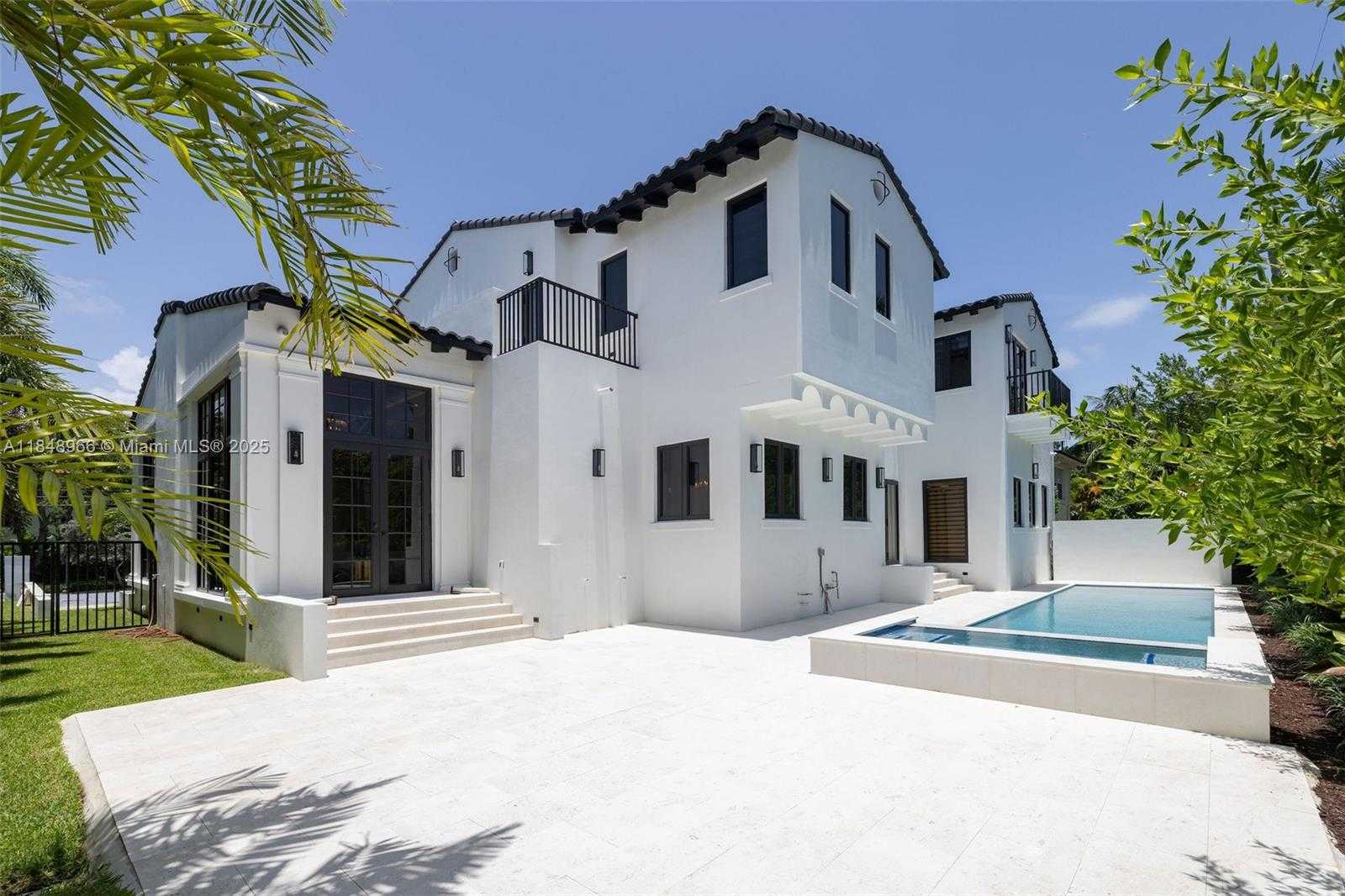 Small Image of 2321 NORTH BAY RD, Miami Beach Number 61