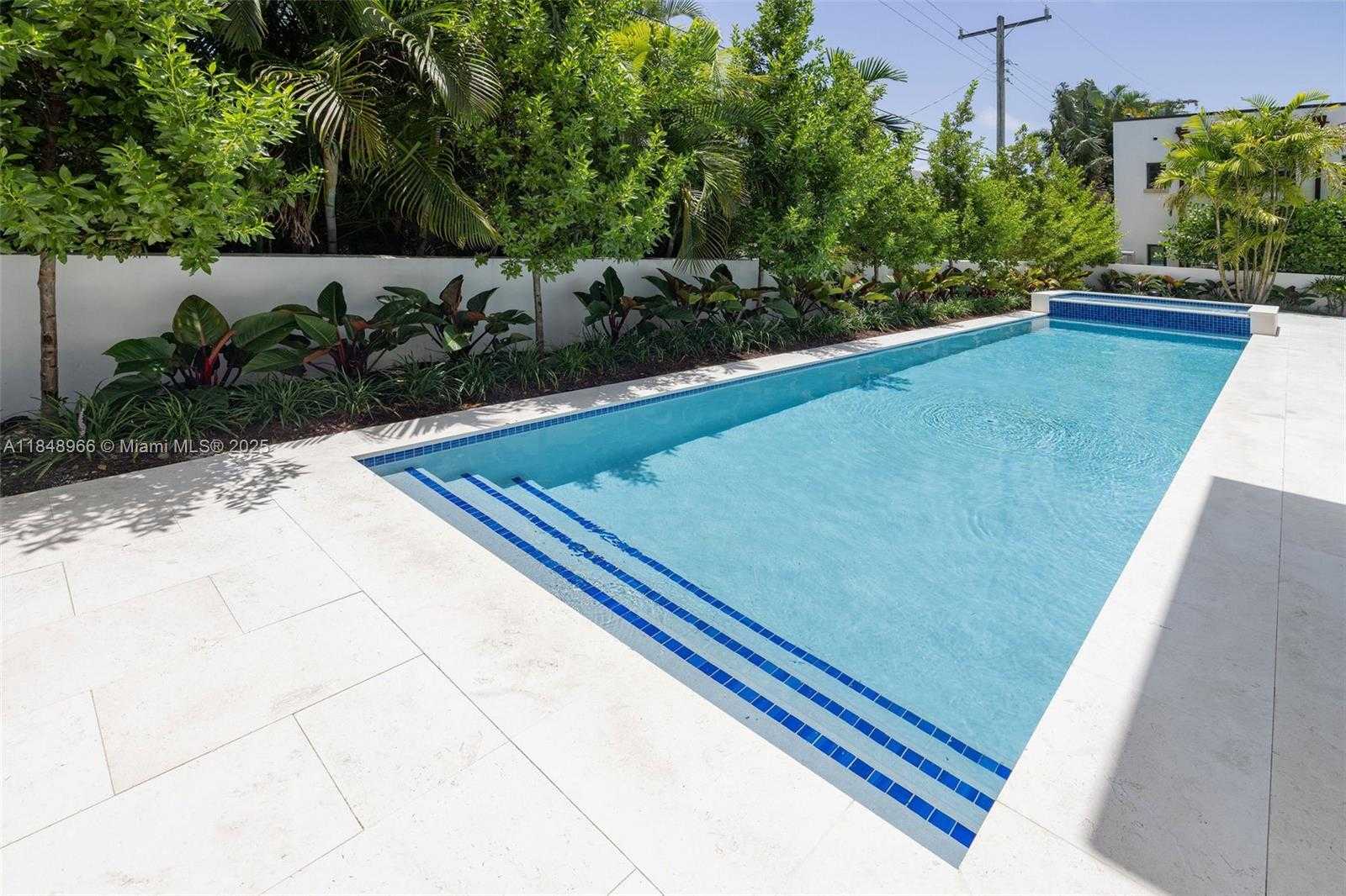 Small Image of 2321 NORTH BAY RD, Miami Beach Number 66