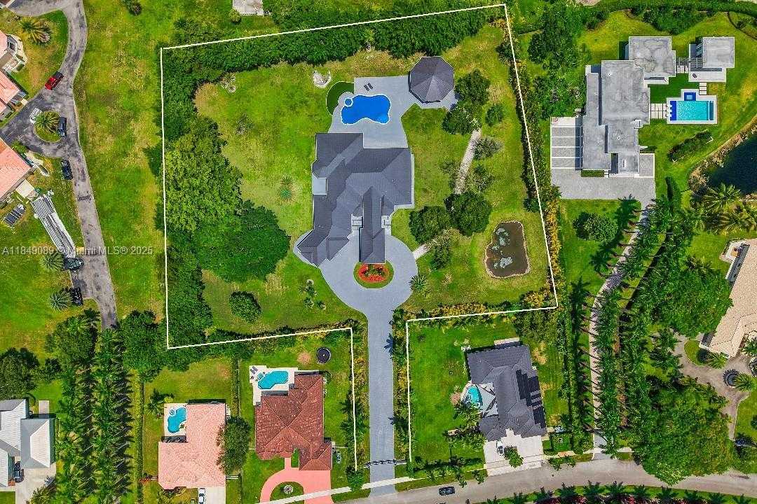 Small Image of 601 RANCH RD, Weston Number 3