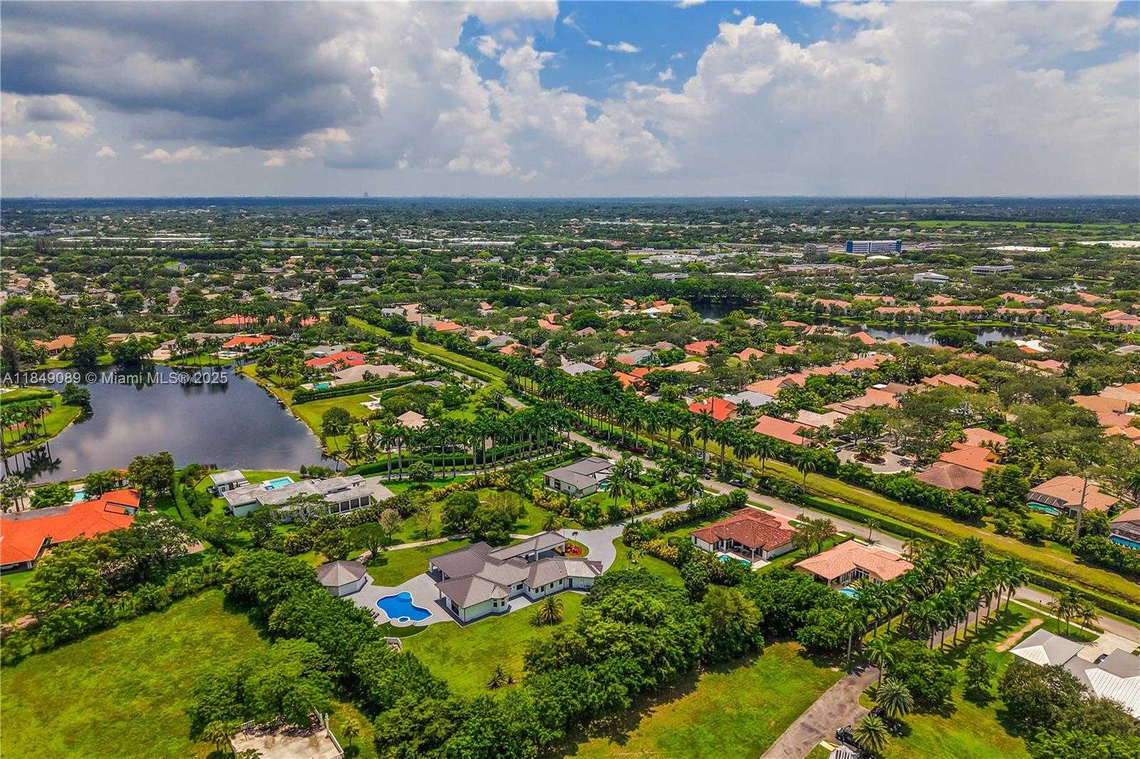 Small Image of 601 RANCH RD, Weston Number 68