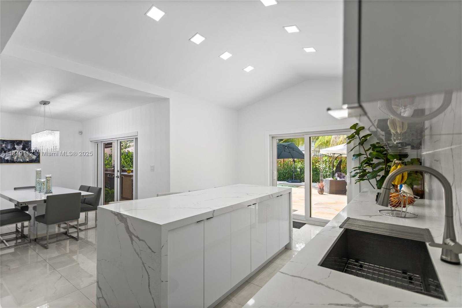 Small Image of 8740 NORTH WEST 153RD TER, Miami Lakes Number 26