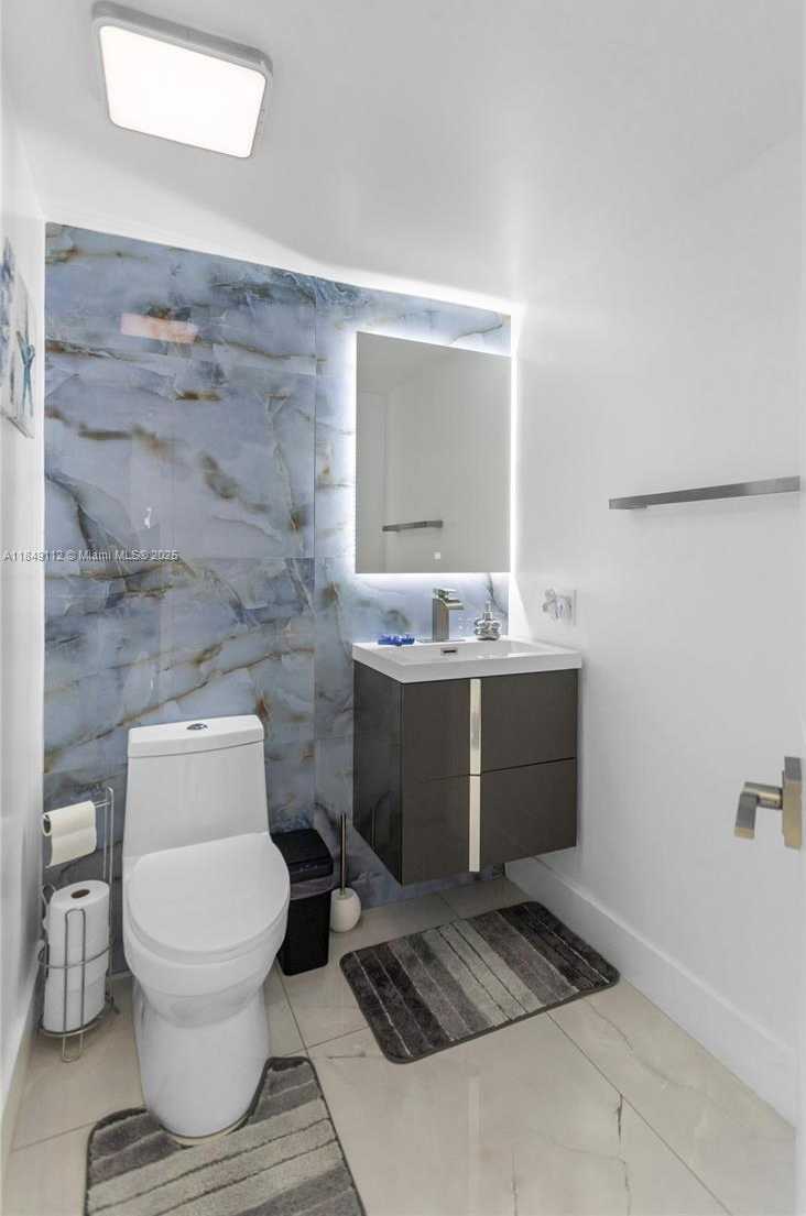 Small Image of 8740 NORTH WEST 153RD TER, Miami Lakes Number 28