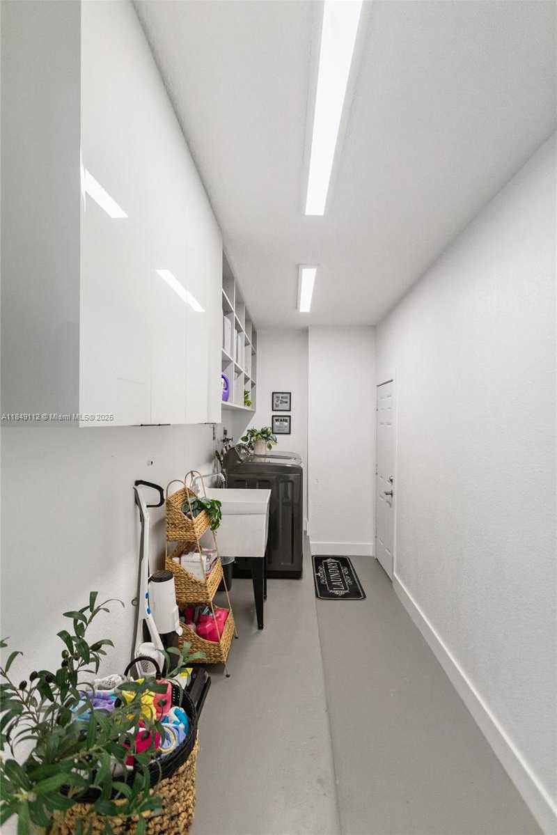 Small Image of 8740 NORTH WEST 153RD TER, Miami Lakes Number 29
