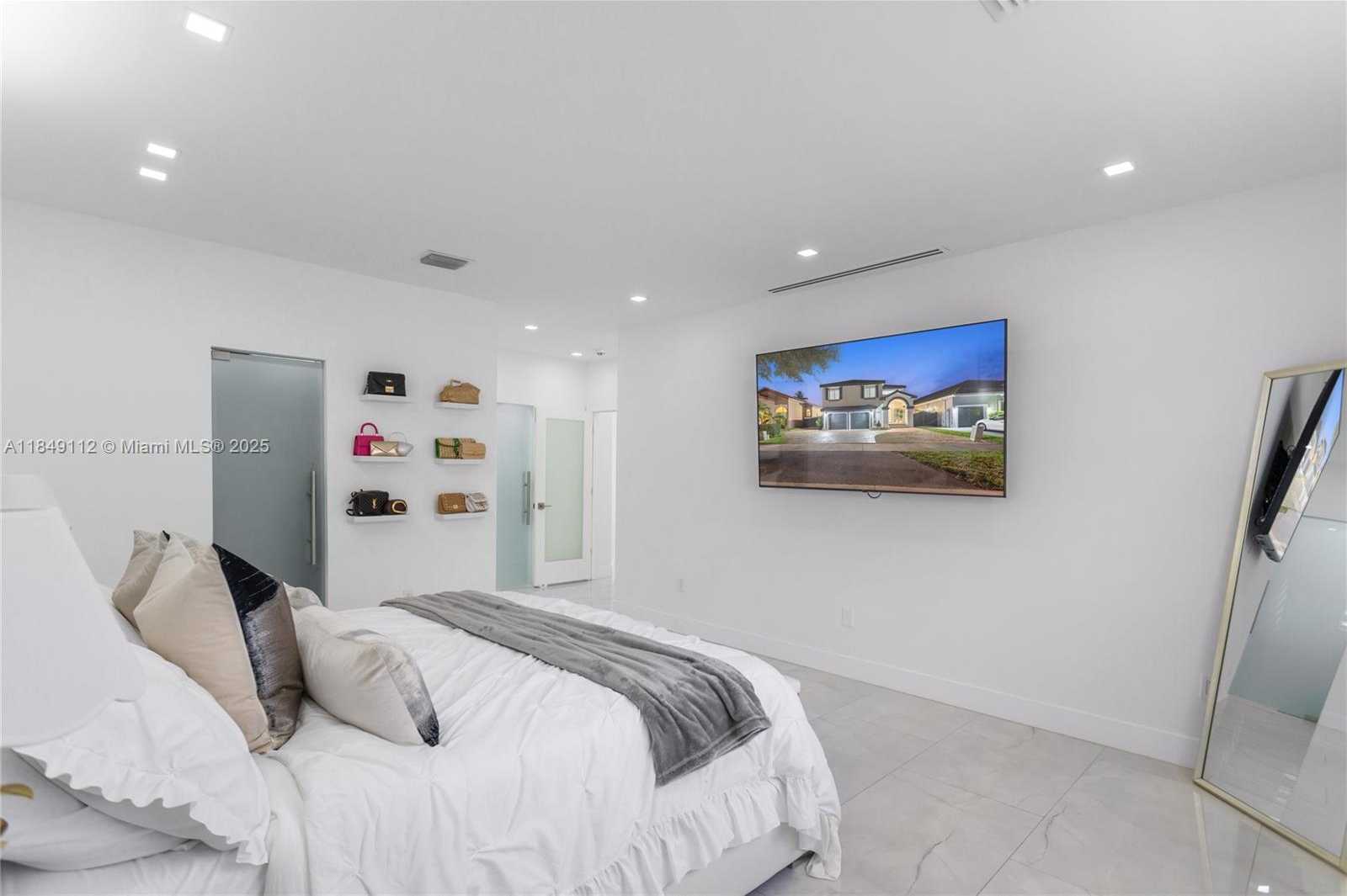 Small Image of 8740 NORTH WEST 153RD TER, Miami Lakes Number 41