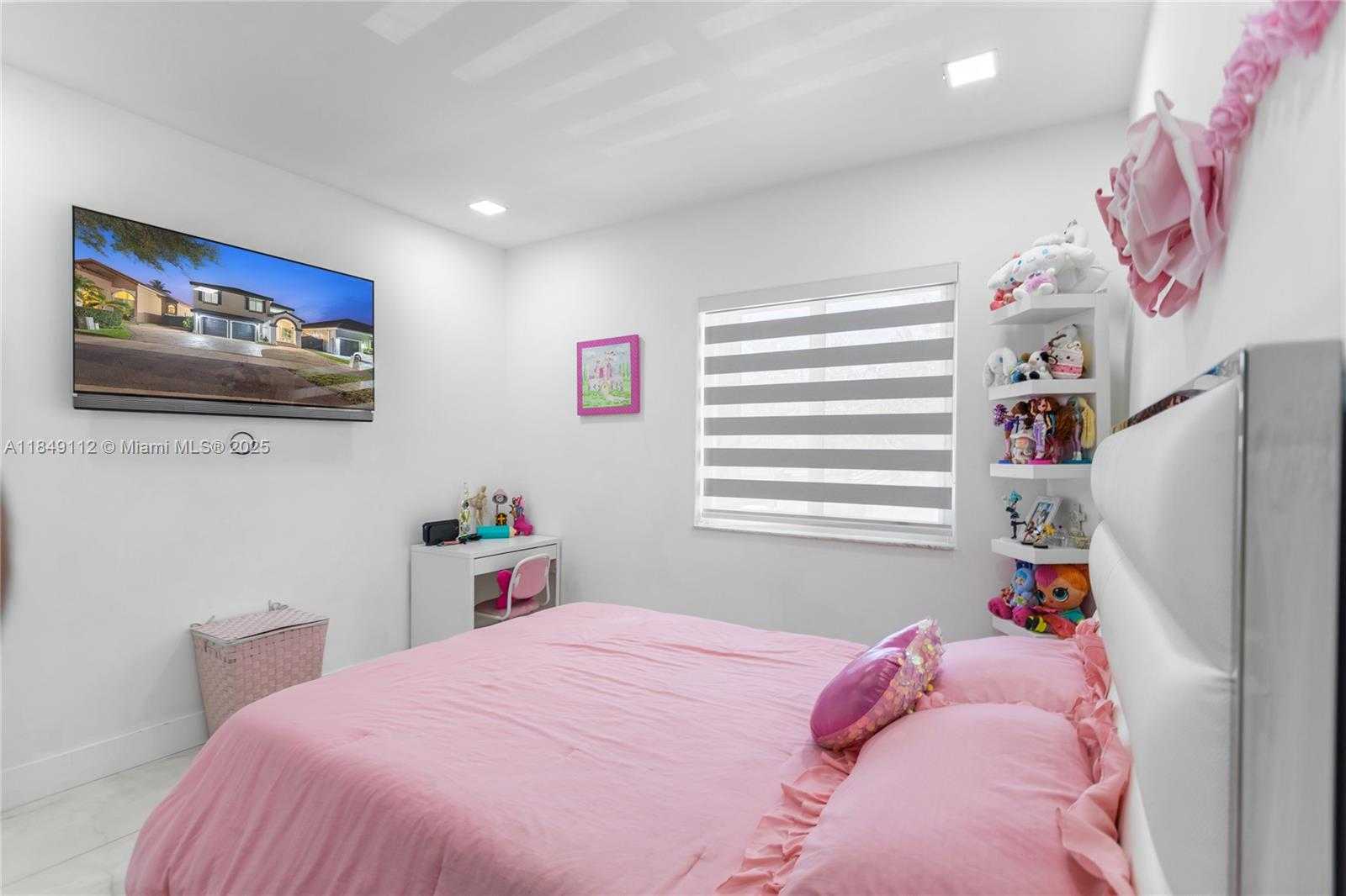 Small Image of 8740 NORTH WEST 153RD TER, Miami Lakes Number 58