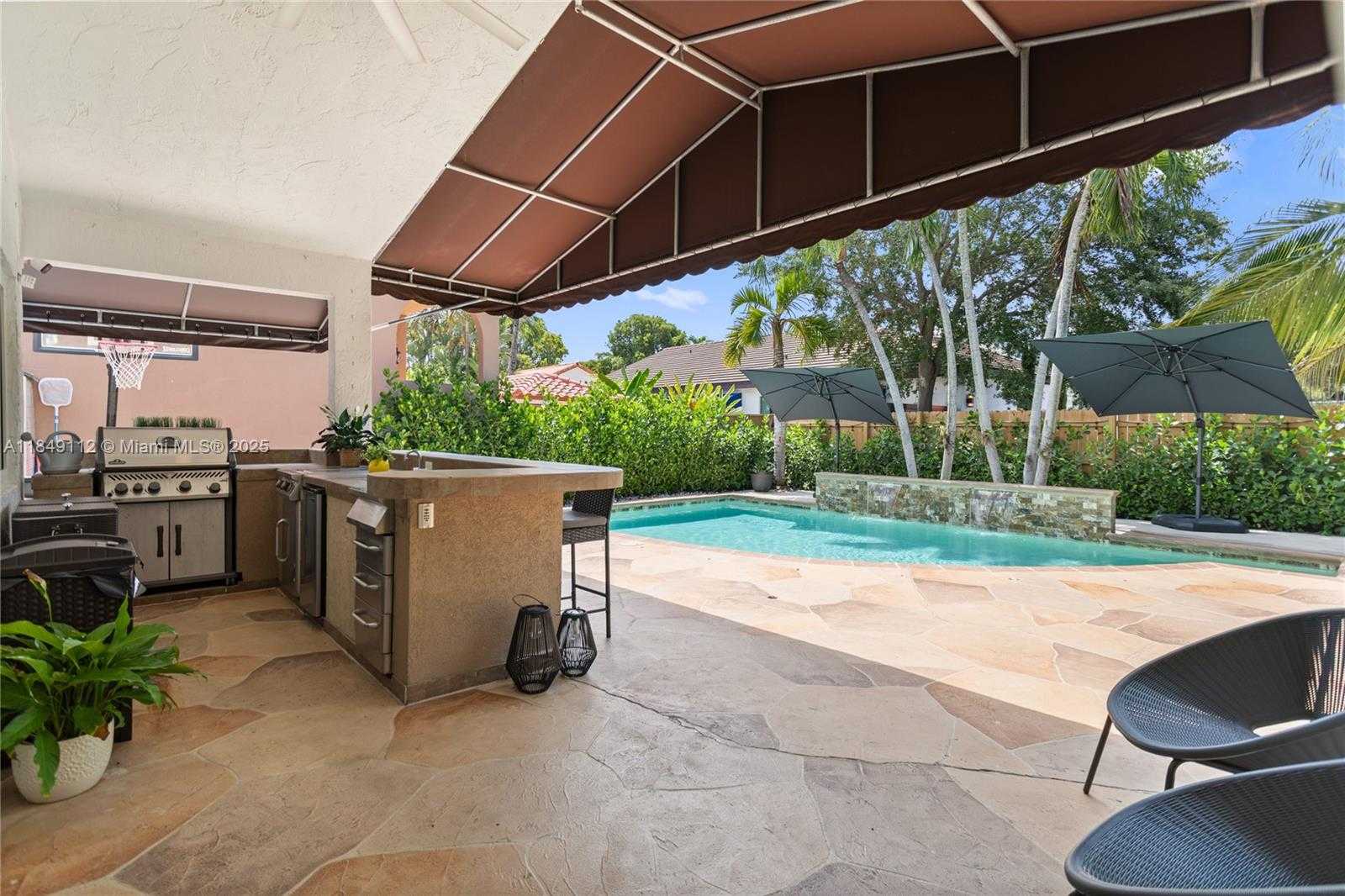Small Image of 8740 NORTH WEST 153RD TER, Miami Lakes Number 61