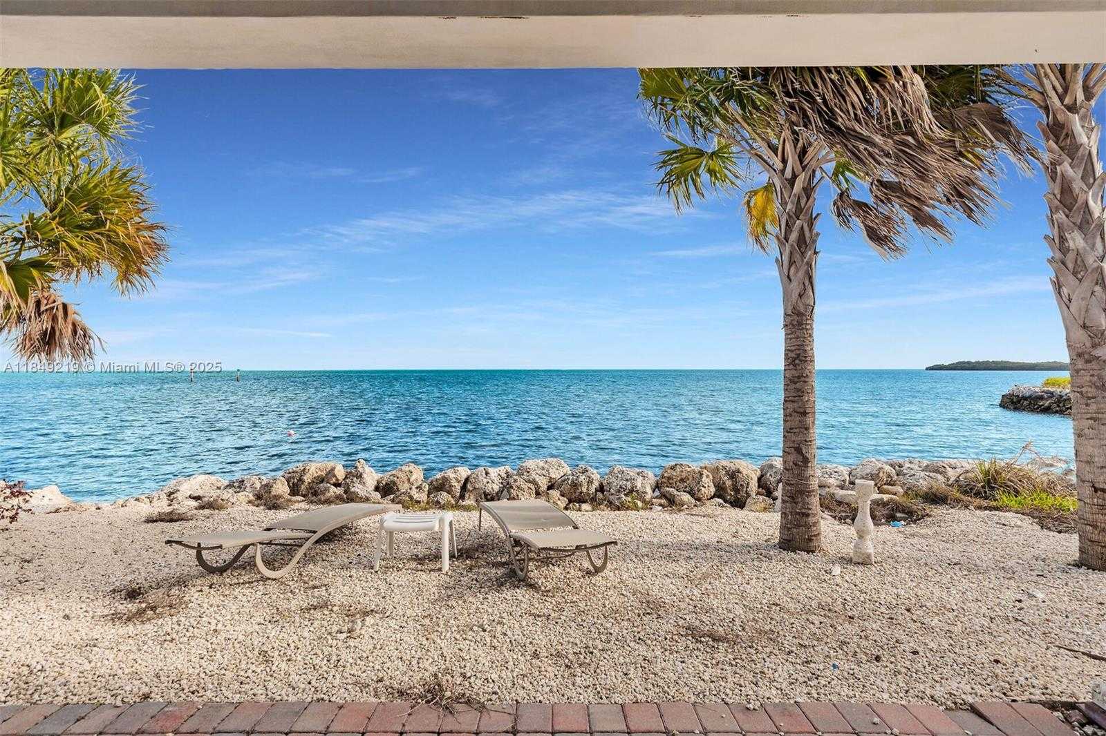 Small Image of 94825 OVERSEAS HWY #31, Key Largo Number 28