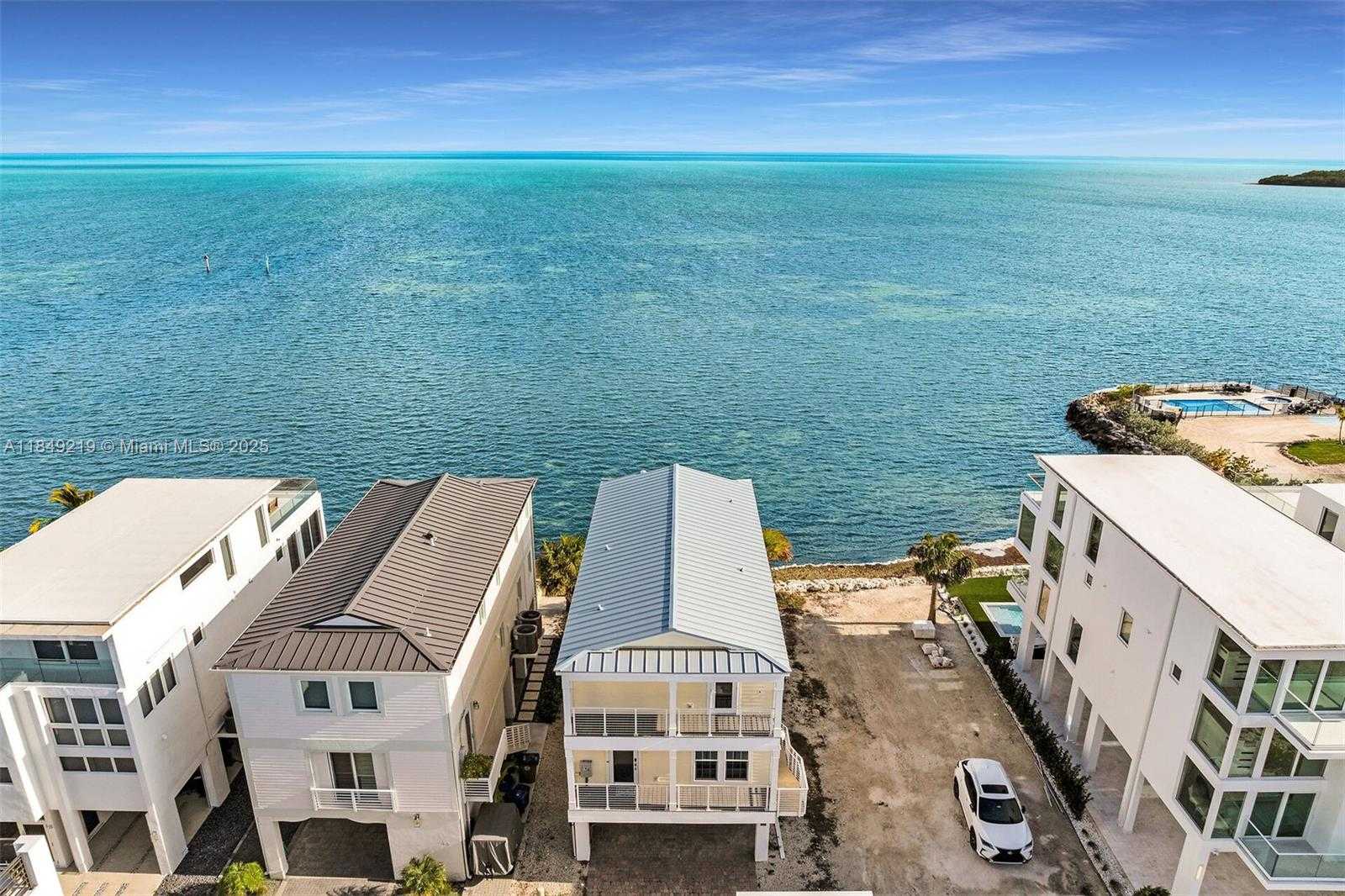 Small Image of 94825 OVERSEAS HWY #31, Key Largo Number 4
