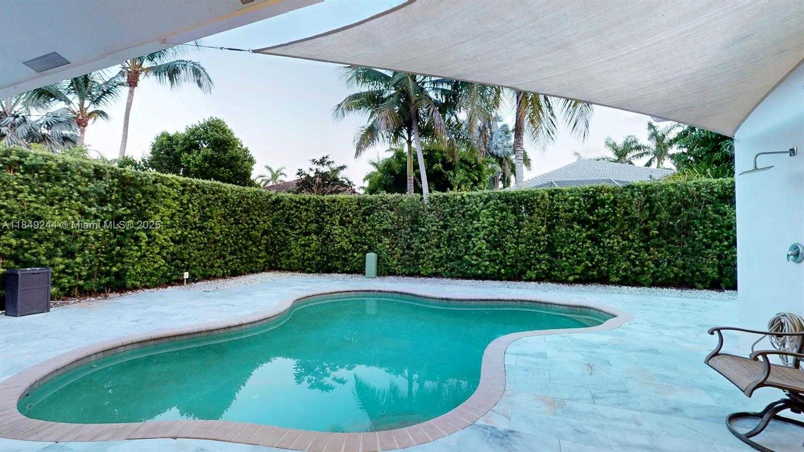 Small Image of 1946 HARBOR VIEW CIR, Weston Number 10