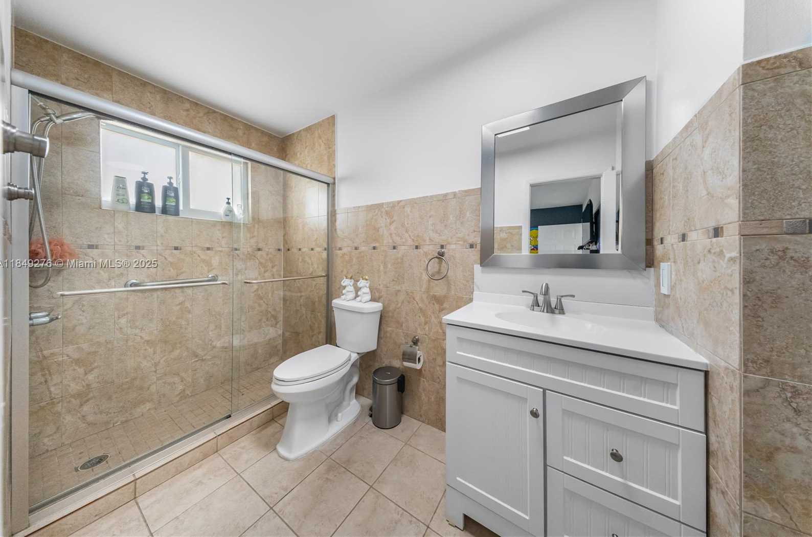 Small Image of 18858 NORTH WEST 63RD CT CIR, Hialeah Number 20