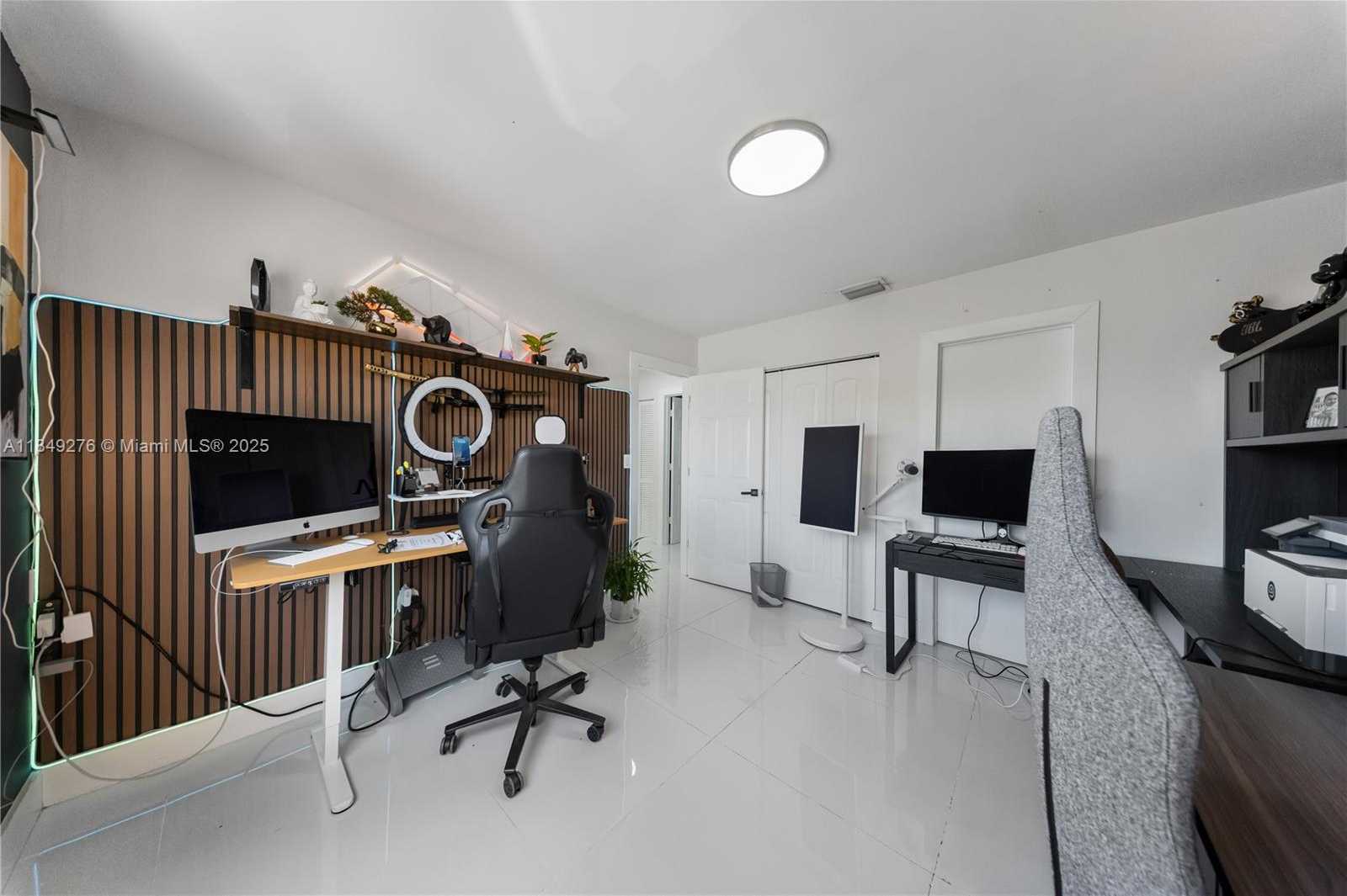 Small Image of 18858 NORTH WEST 63RD CT CIR, Hialeah Number 22