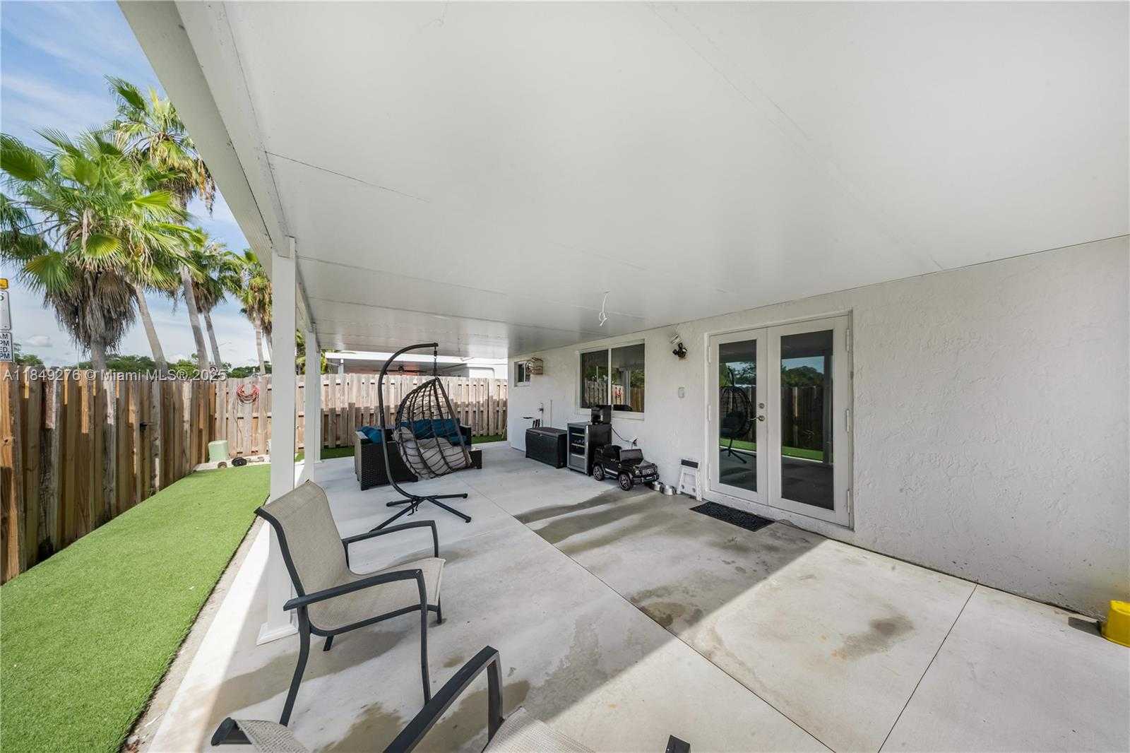 Small Image of 18858 NORTH WEST 63RD CT CIR, Hialeah Number 23