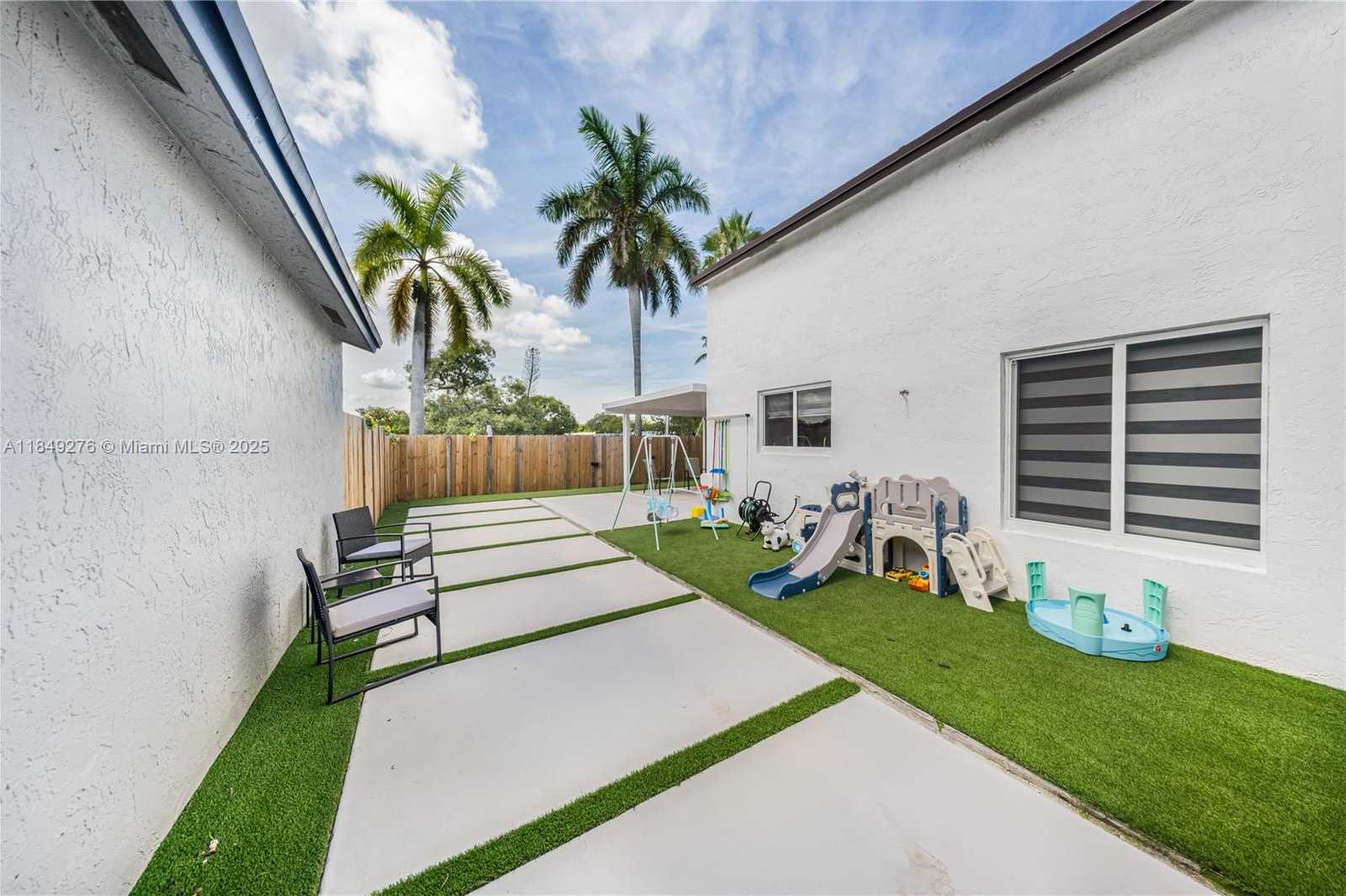Small Image of 18858 NORTH WEST 63RD CT CIR, Hialeah Number 27